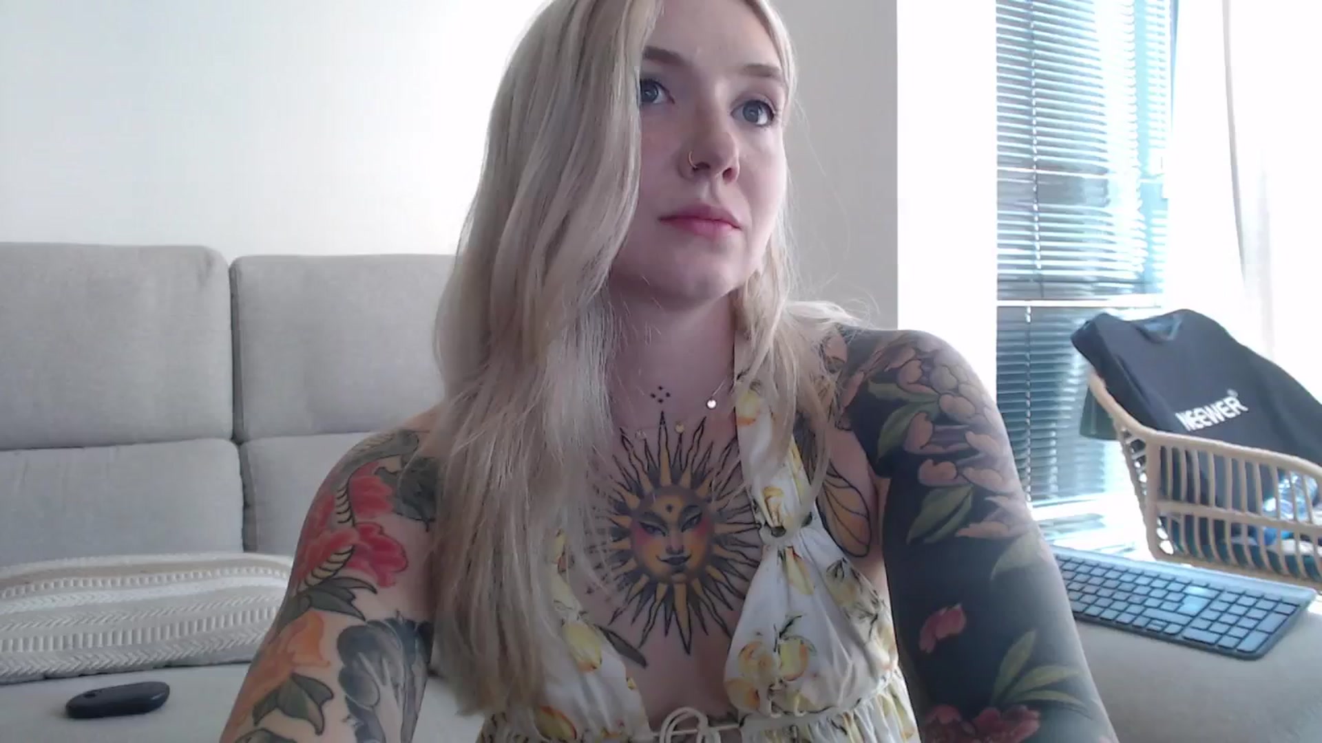 Gallery image thumbnail from Tattoo_bbgirl's myfreecams stream on, 08/22/2025, 14:14 image 13 of 20