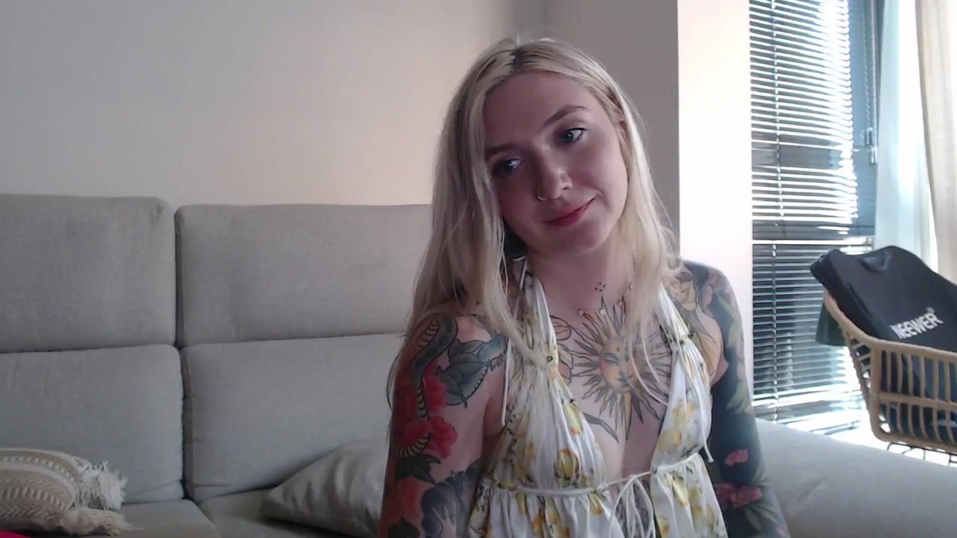 Gallery image thumbnail from Tattoo_bbgirl's myfreecams stream on, 08/22/2025, 17:40 image 18 of 20