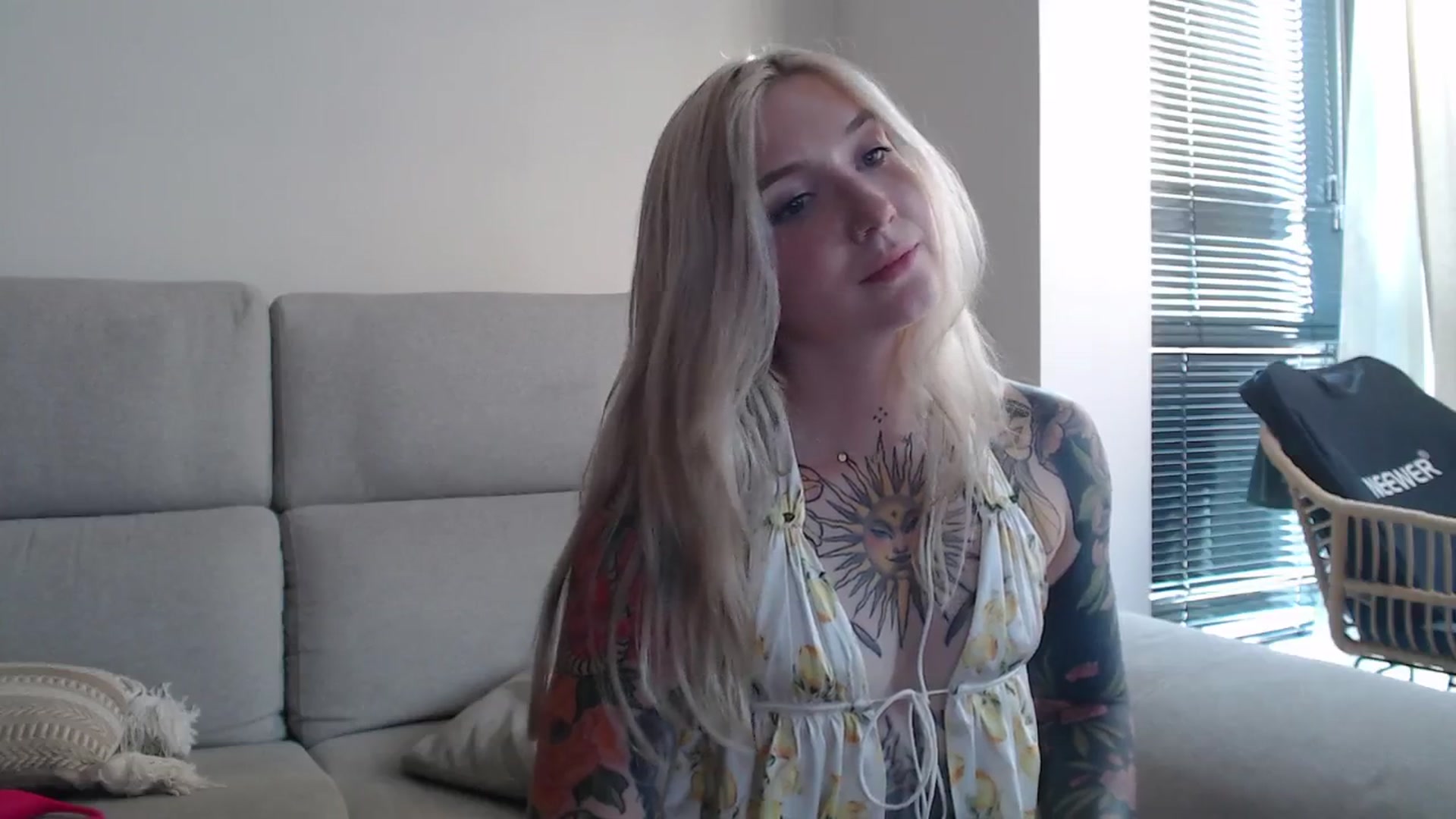 Gallery image thumbnail from Tattoo_bbgirl's myfreecams stream on, 08/22/2025, 17:40 image 16 of 20
