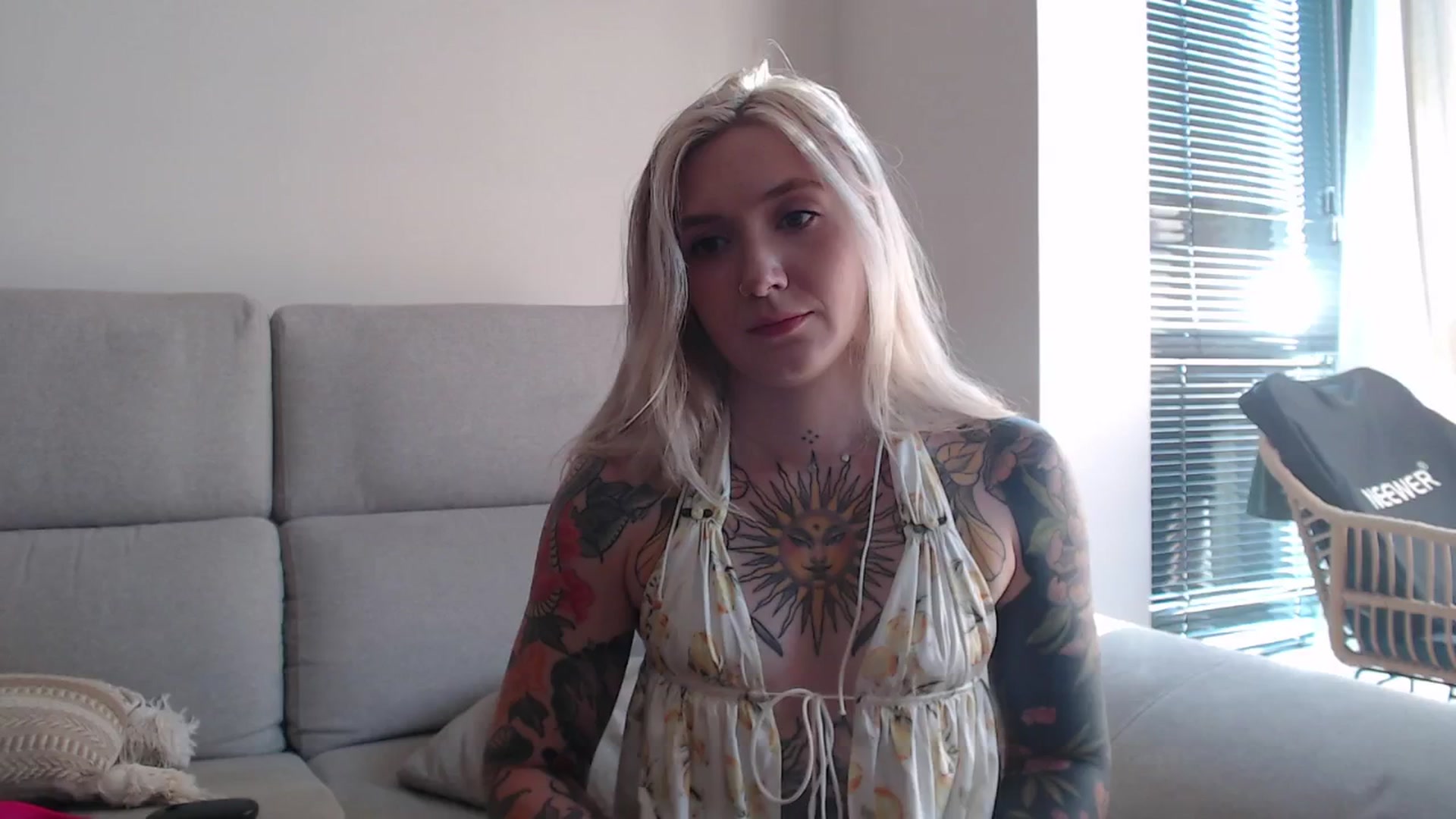 Gallery image thumbnail from Tattoo_bbgirl's myfreecams stream on, 08/22/2025, 17:40 image 15 of 20