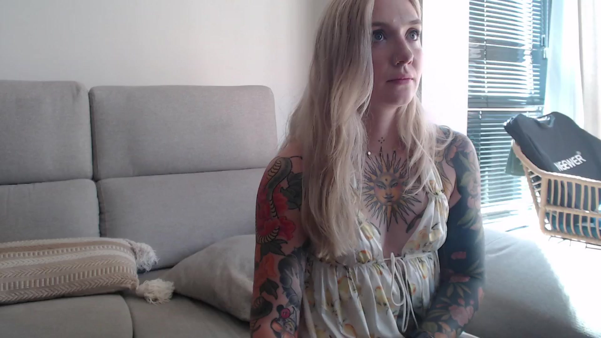Gallery image thumbnail from Tattoo_bbgirl's myfreecams stream on, 08/22/2025, 17:40 image 4 of 20