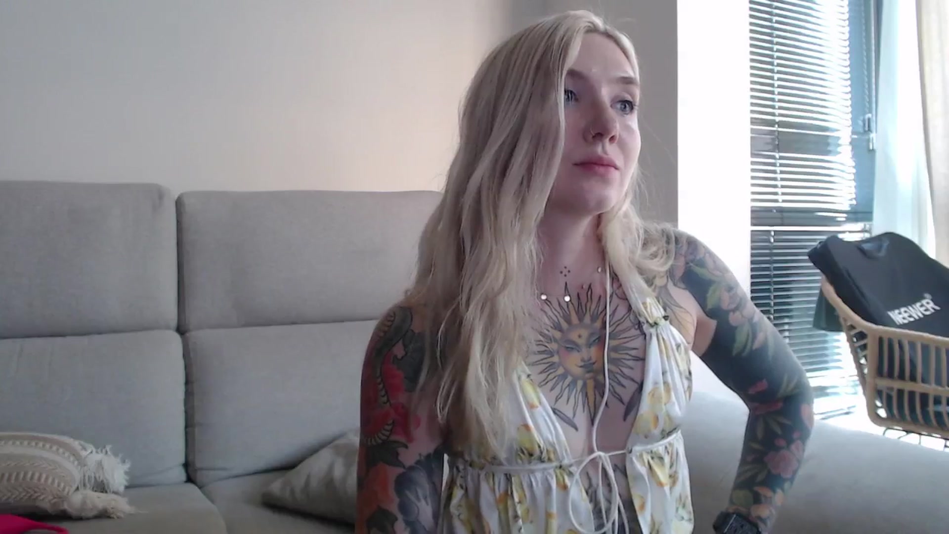 Gallery image thumbnail from Tattoo_bbgirl's myfreecams stream on, 08/22/2025, 17:40 image 17 of 20