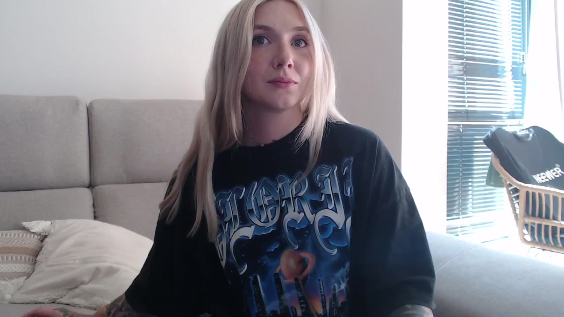 Gallery image thumbnail from Tattoo_bbgirl's myfreecams stream on, 08/23/2025, 14:53 image 13 of 20