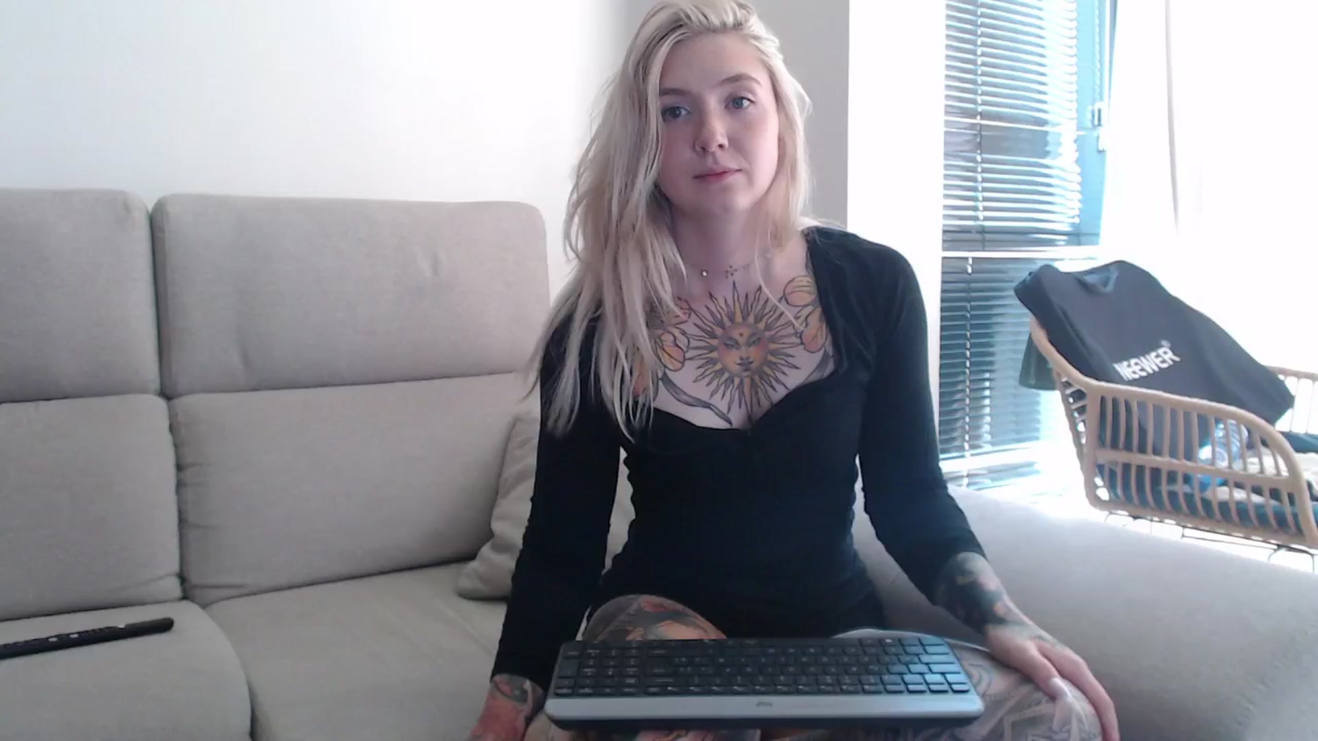 Gallery image thumbnail from Tattoo_bbgirl's myfreecams stream on, 08/25/2025, 13:31 image 9 of 20