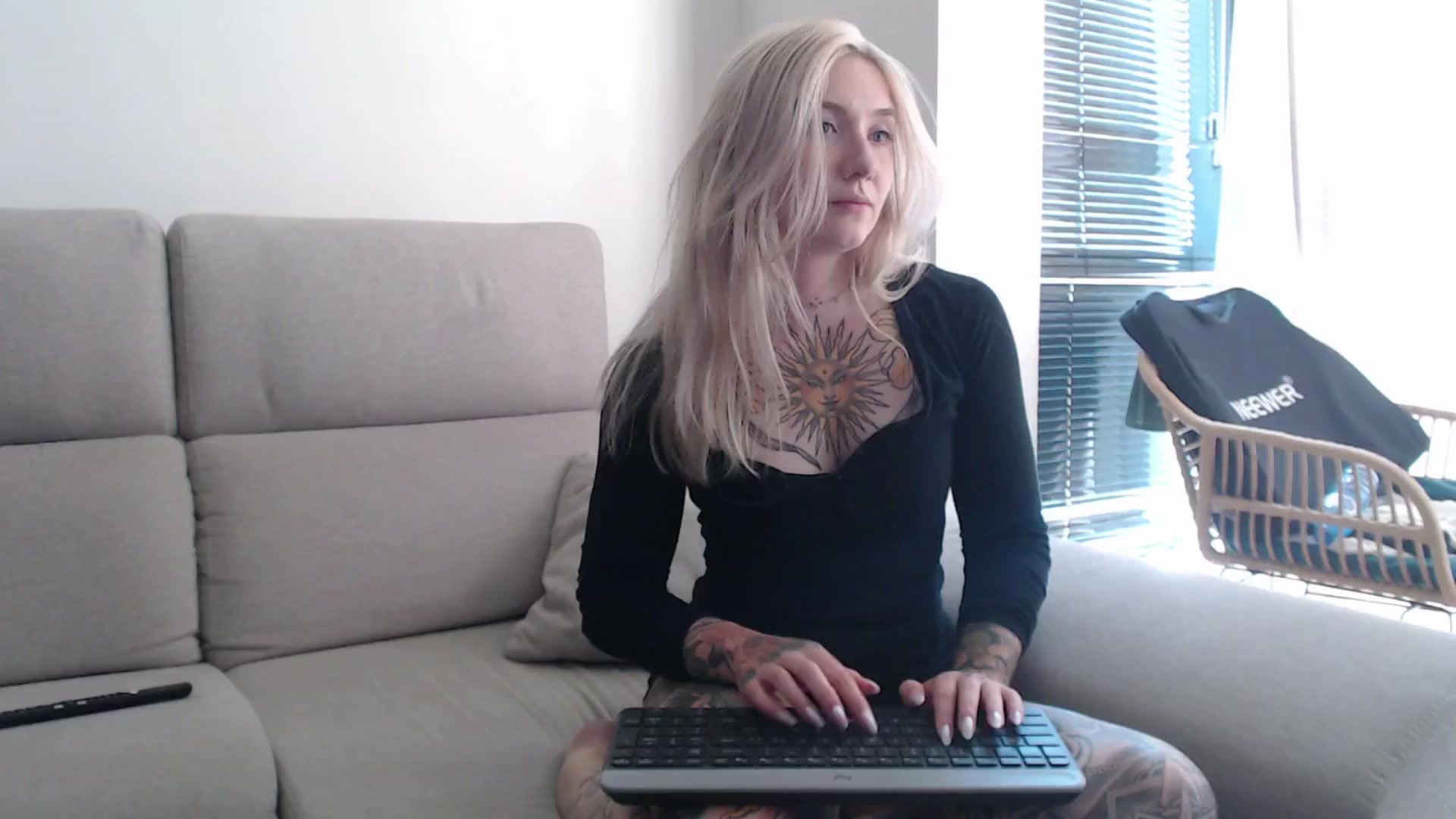 Gallery image thumbnail from Tattoo_bbgirl's myfreecams stream on, 08/25/2025, 13:31 image 14 of 20