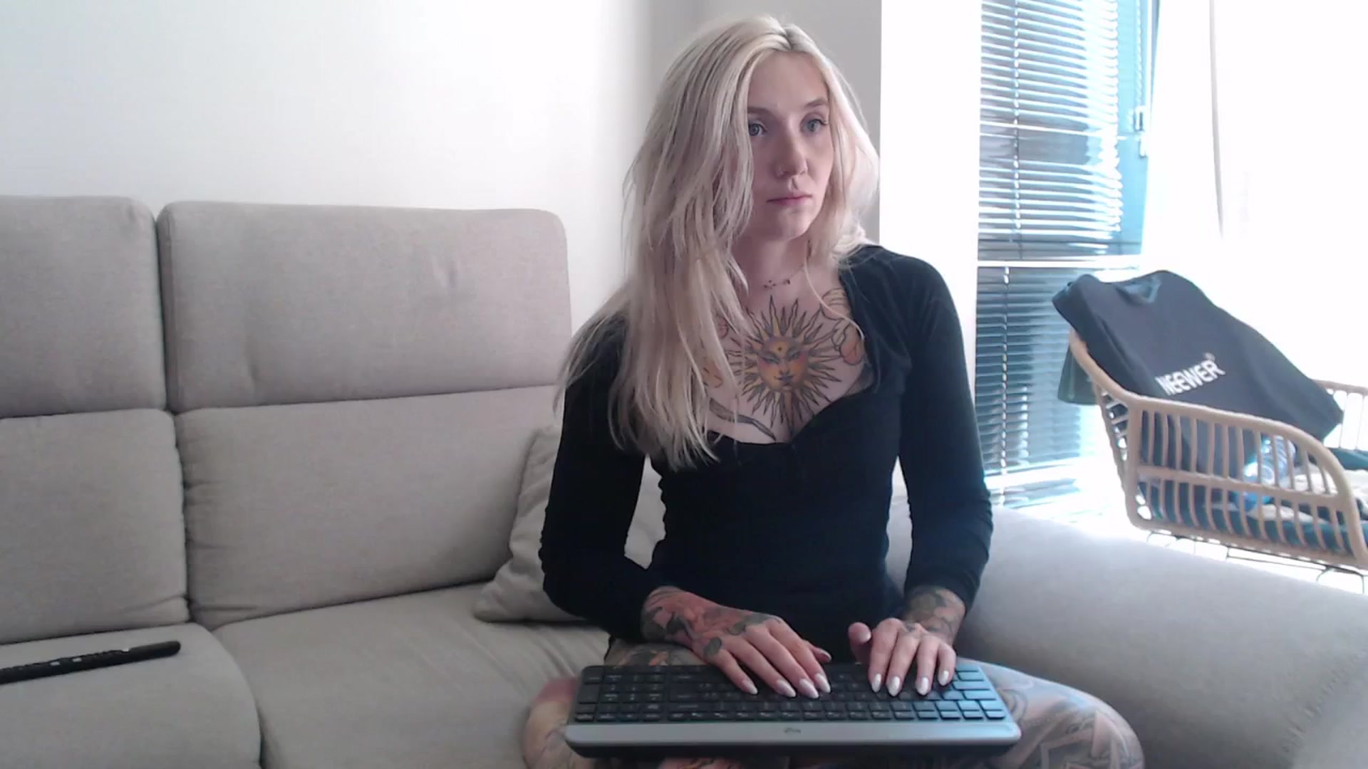 Gallery image thumbnail from Tattoo_bbgirl's myfreecams stream on, 08/25/2025, 13:31 image 12 of 20