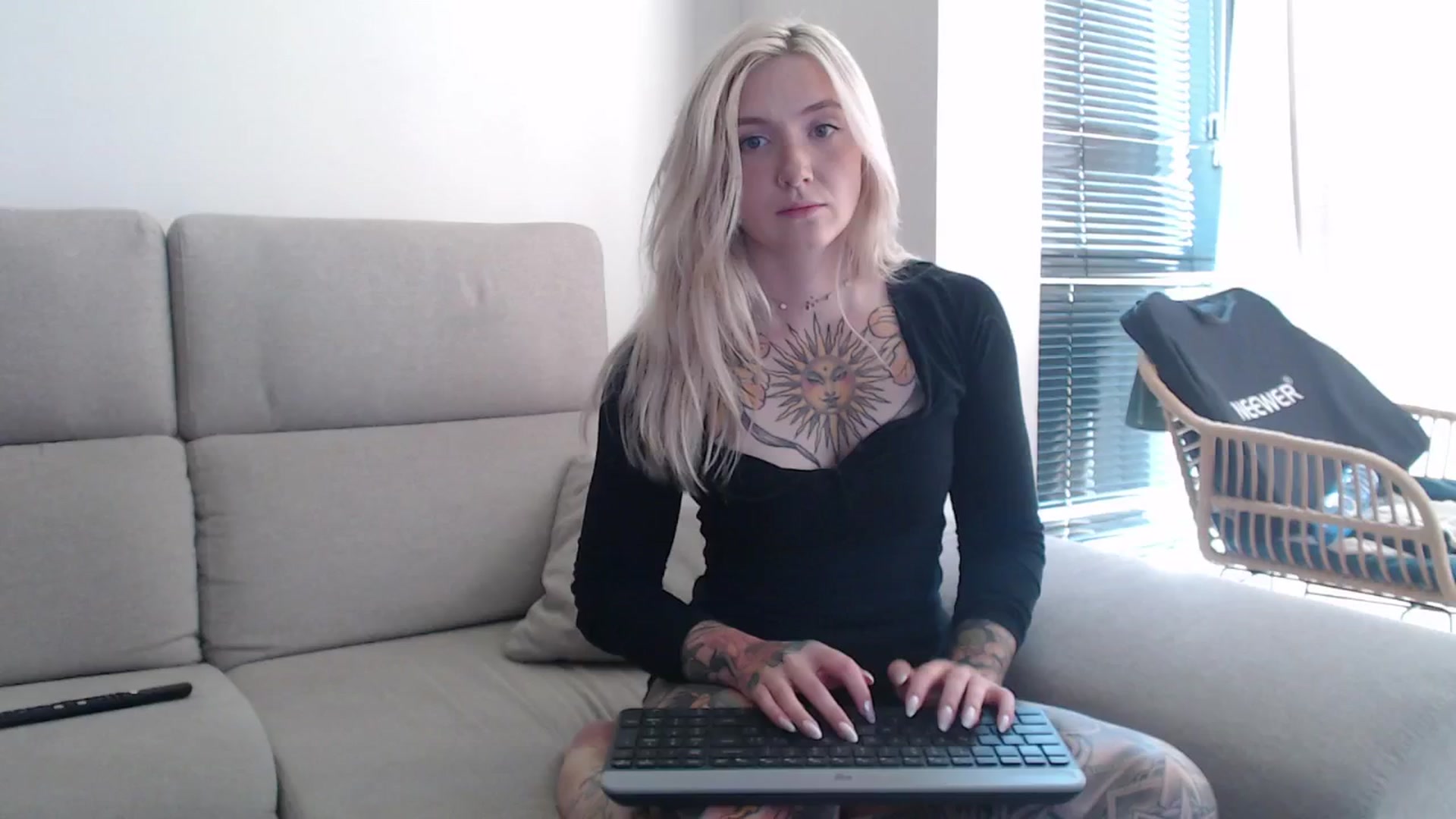 Gallery image thumbnail from Tattoo_bbgirl's myfreecams stream on, 08/25/2025, 13:31 image 11 of 20
