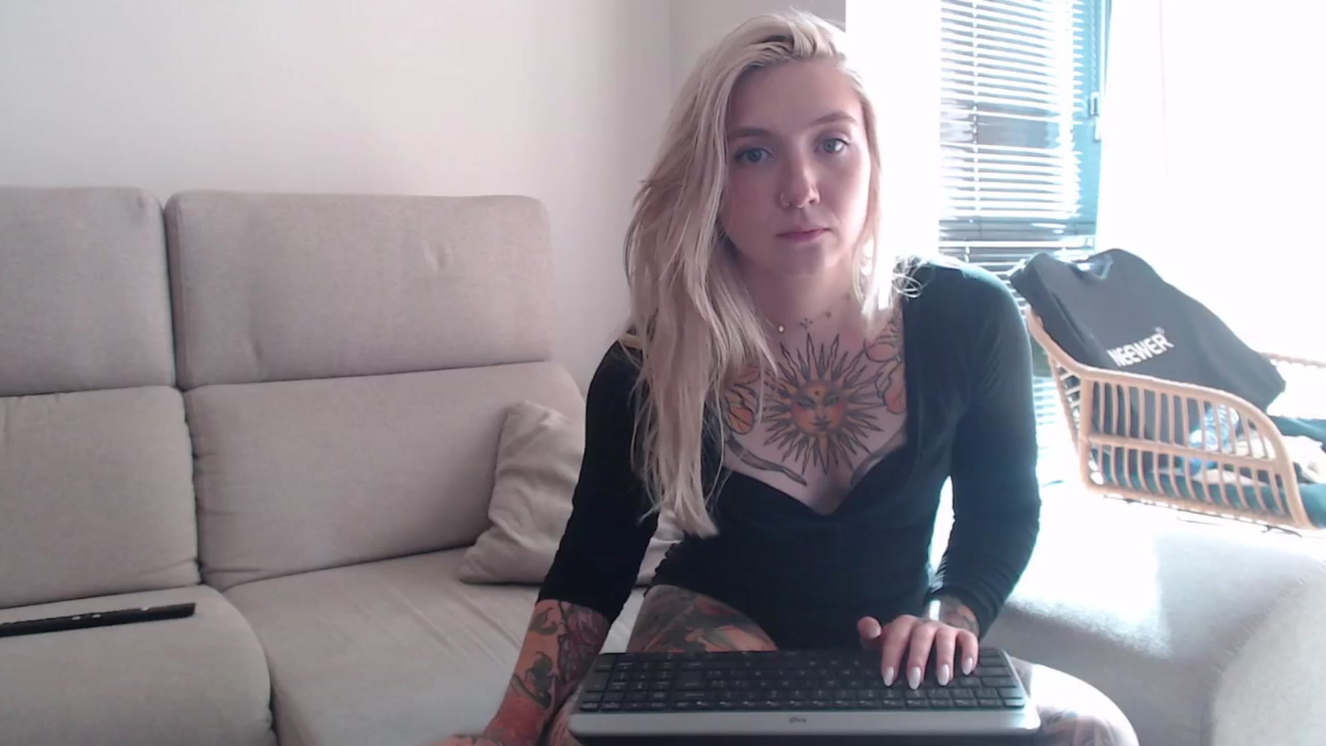 Gallery image thumbnail from Tattoo_bbgirl's myfreecams stream on, 08/25/2025, 16:28 image 11 of 20
