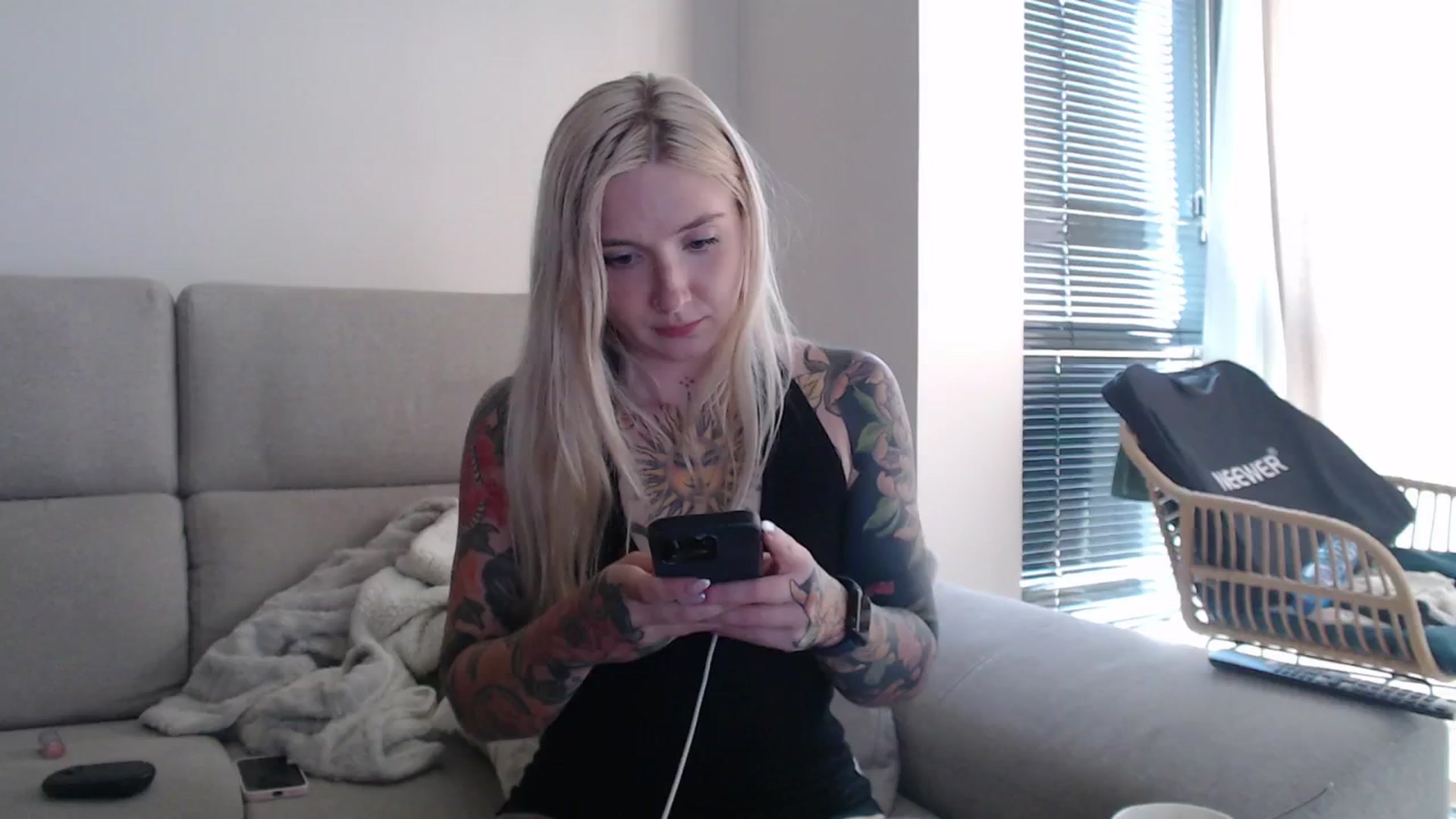 Gallery image thumbnail from Tattoo_bbgirl's myfreecams stream on, 08/29/2025, 17:46 image 12 of 20