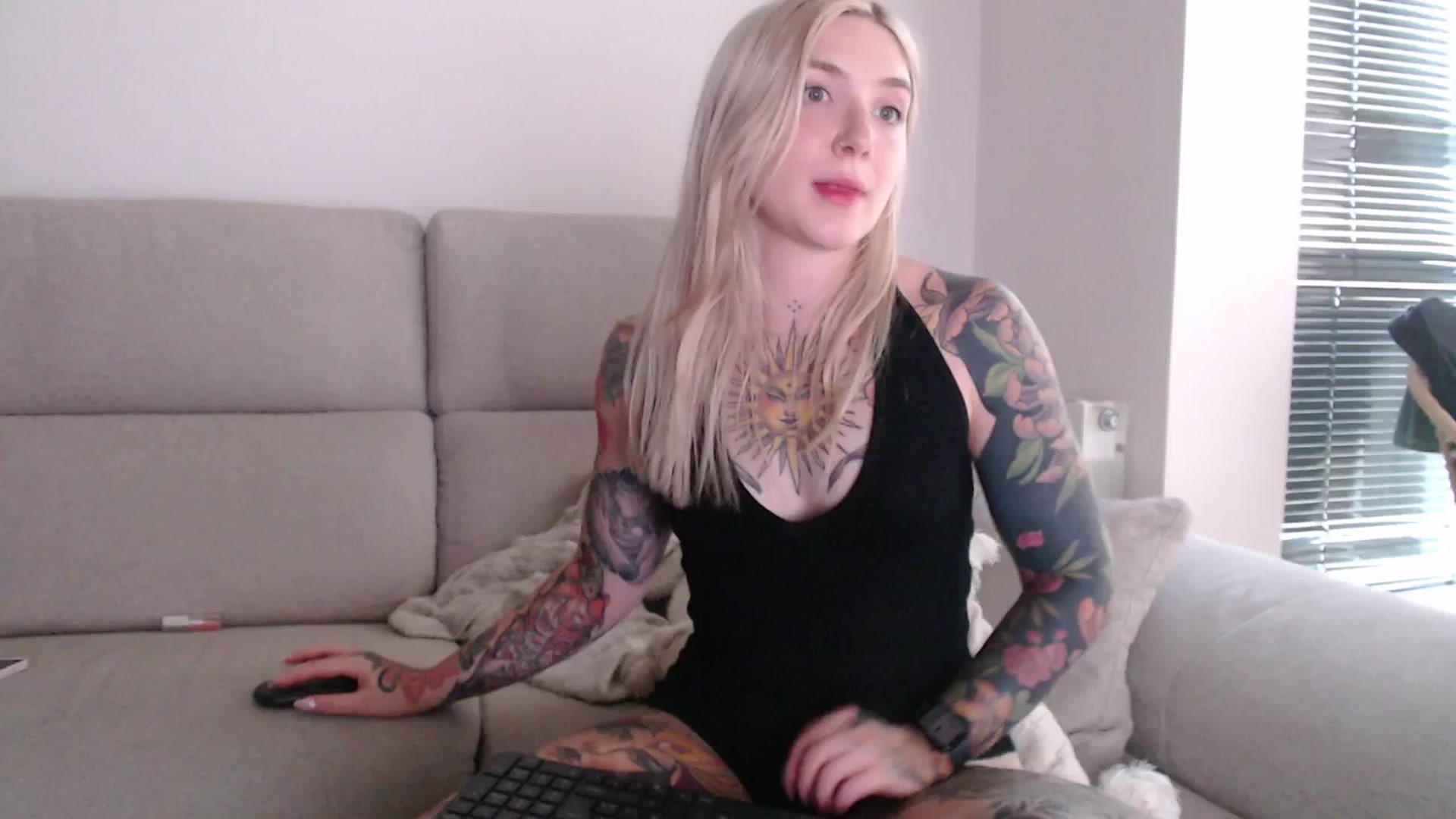 Gallery image thumbnail from Tattoo_bbgirl's myfreecams stream on, 08/29/2025, 18:13 image 11 of 20
