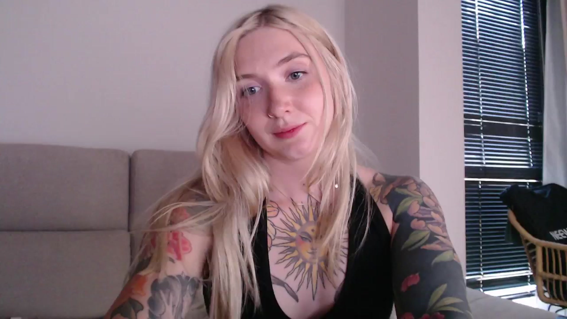 Gallery image thumbnail from Tattoo_bbgirl's myfreecams stream on, 08/29/2025, 18:34 image 5 of 20