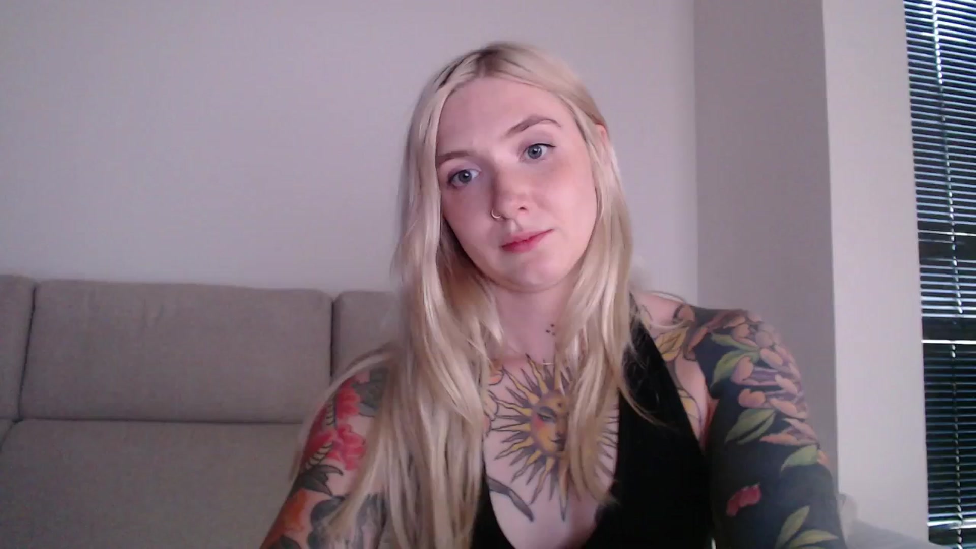 Gallery image thumbnail from Tattoo_bbgirl's myfreecams stream on, 08/29/2025, 18:34 image 17 of 20