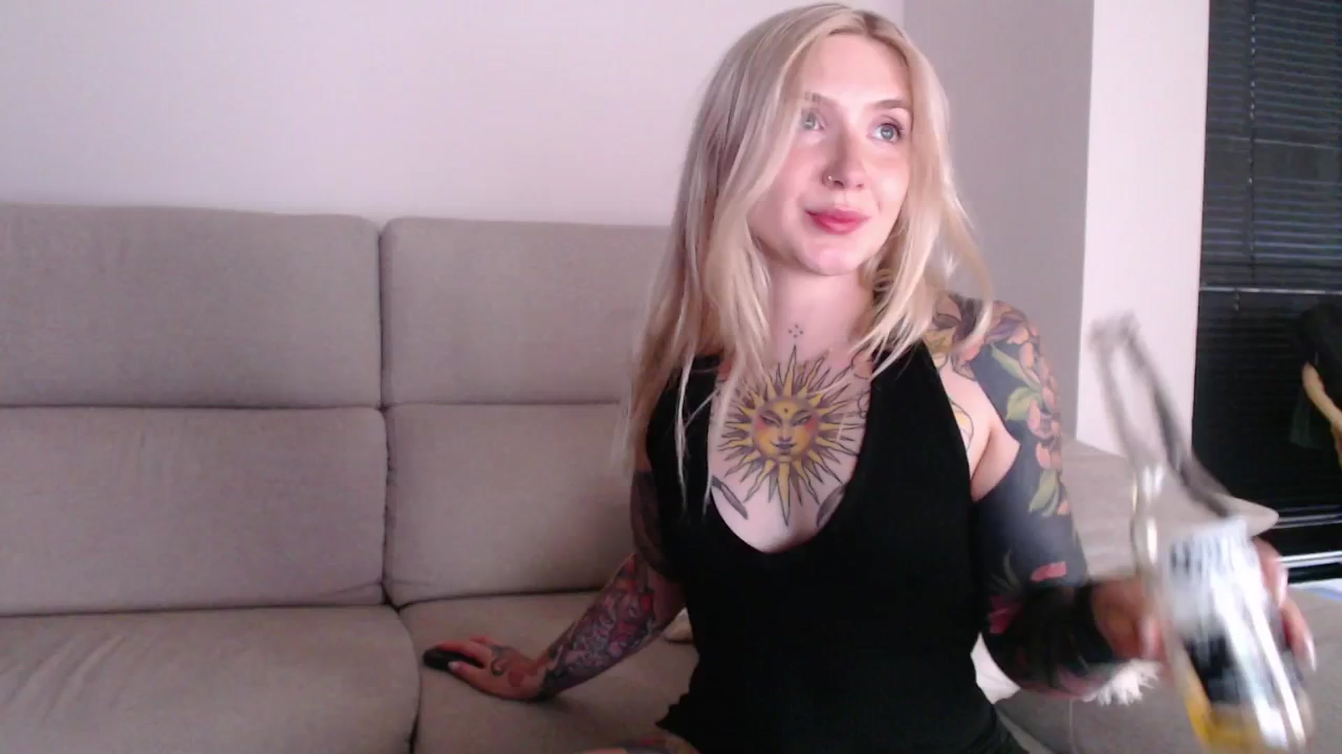 Gallery image thumbnail from Tattoo_bbgirl's myfreecams stream on, 08/29/2025, 19:34 image 6 of 20