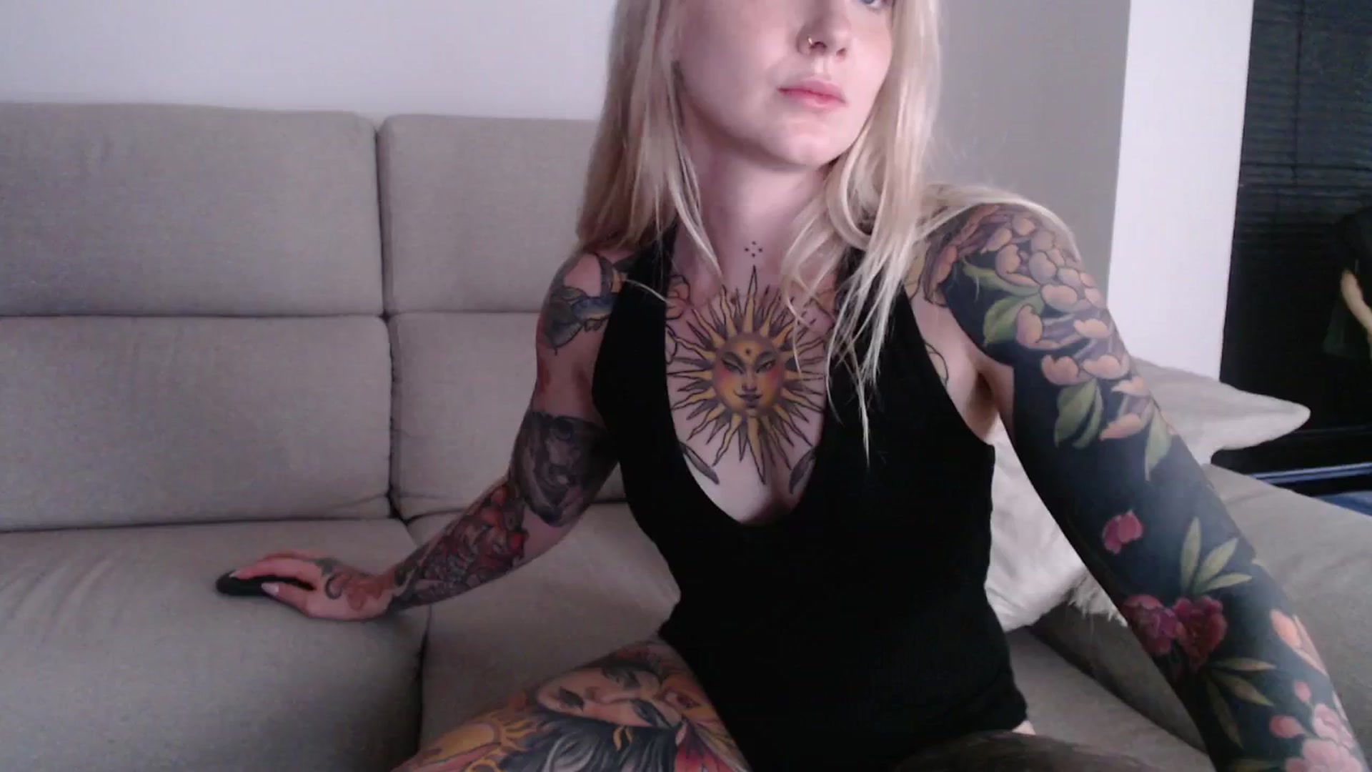 Gallery image thumbnail from Tattoo_bbgirl's myfreecams stream on, 08/29/2025, 19:34 image 10 of 20