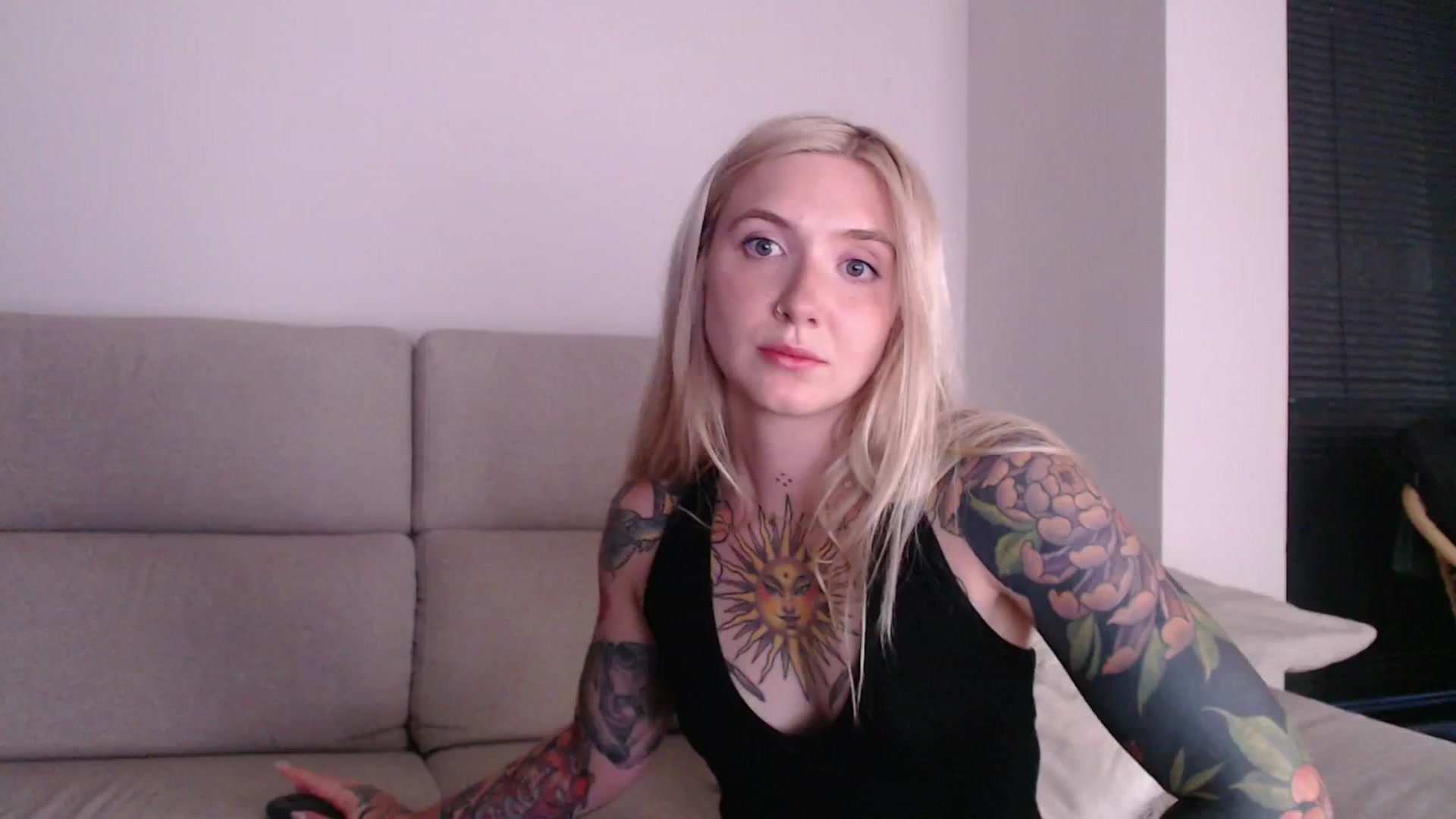 Gallery image thumbnail from Tattoo_bbgirl's myfreecams stream on, 08/29/2025, 19:34 image 12 of 20