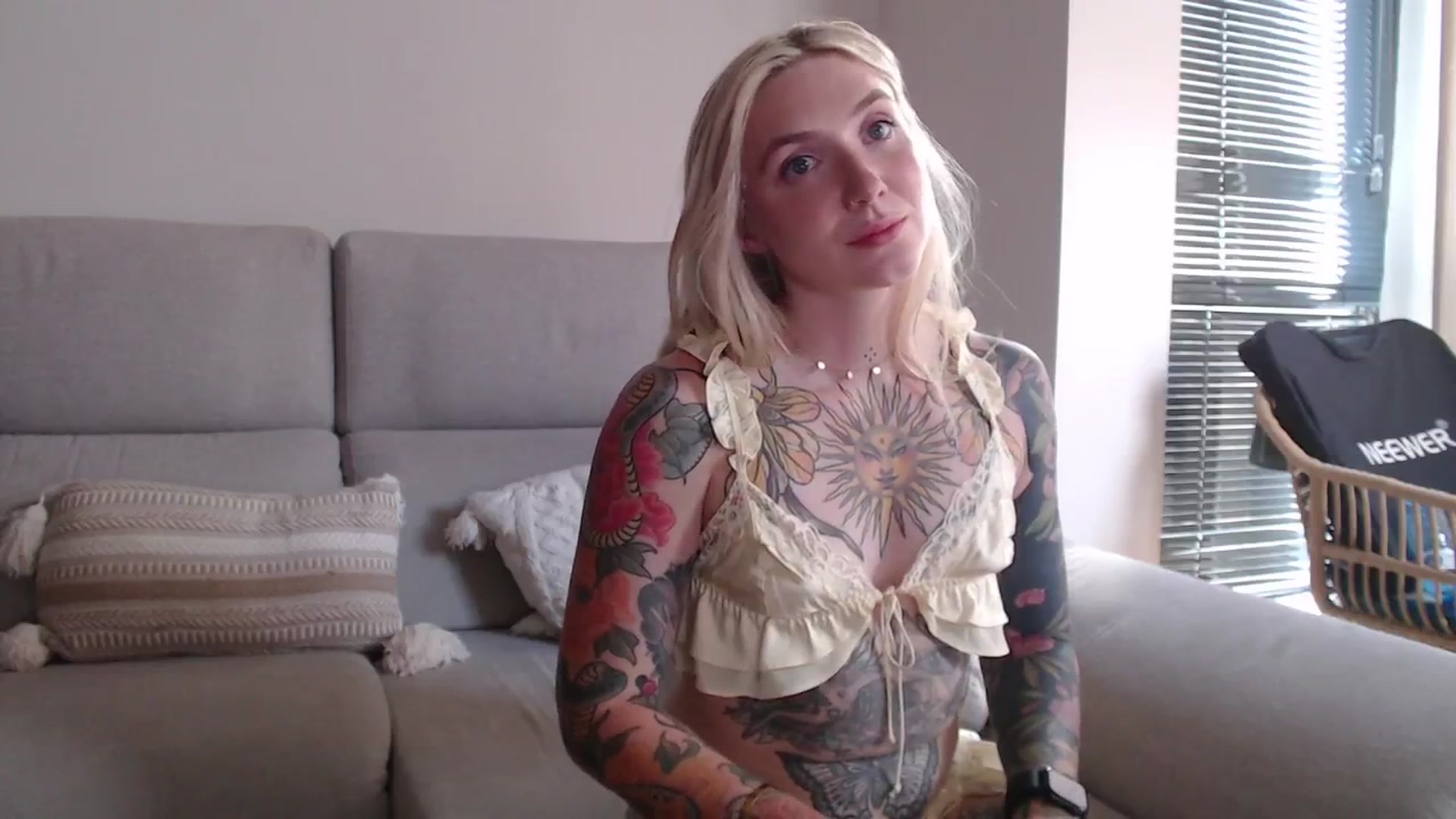 Gallery image thumbnail from Tattoo_bbgirl's myfreecams stream on, 09/01/2025, 18:54 image 9 of 20