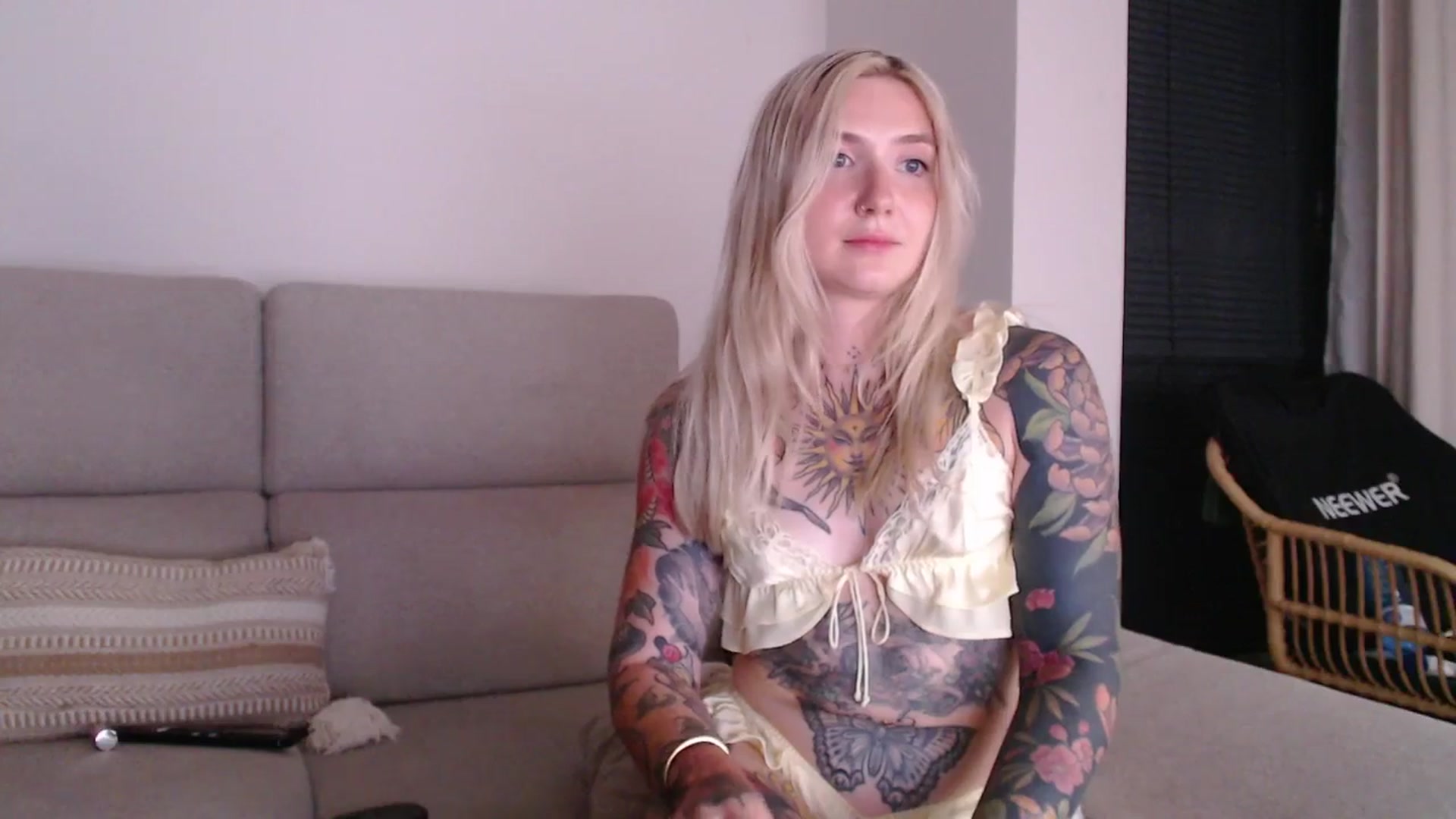 Gallery image thumbnail from Tattoo_bbgirl's myfreecams stream on, 09/01/2025, 21:04 image 19 of 20