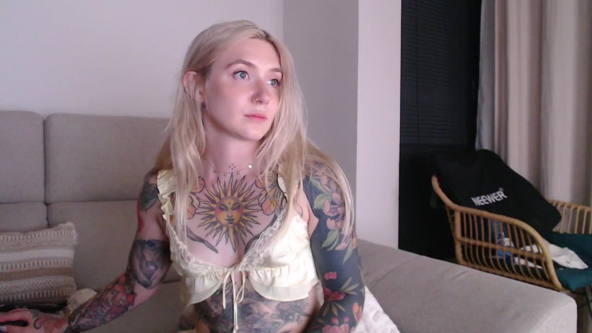 Gallery image thumbnail from Tattoo_bbgirl's myfreecams stream on, 09/01/2025, 21:04 image 3 of 20