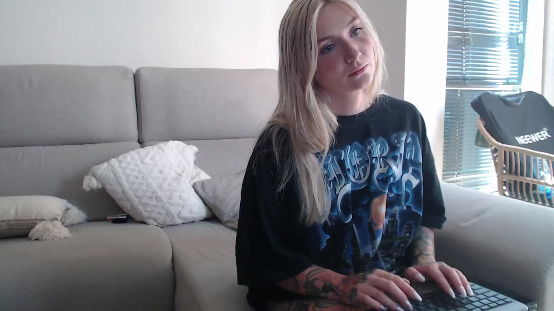 Gallery image thumbnail from Tattoo_bbgirl's myfreecams stream on, 09/02/2025, 14:57 image 17 of 20