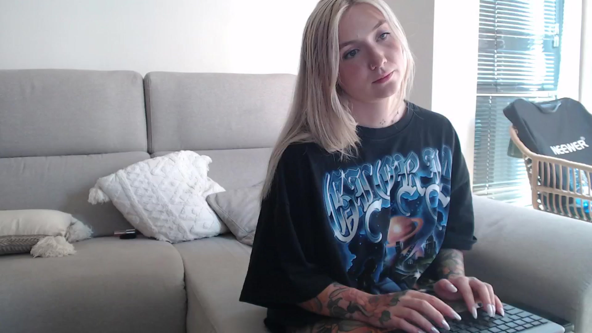 Gallery image thumbnail from Tattoo_bbgirl's myfreecams stream on, 09/02/2025, 14:57 image 16 of 20
