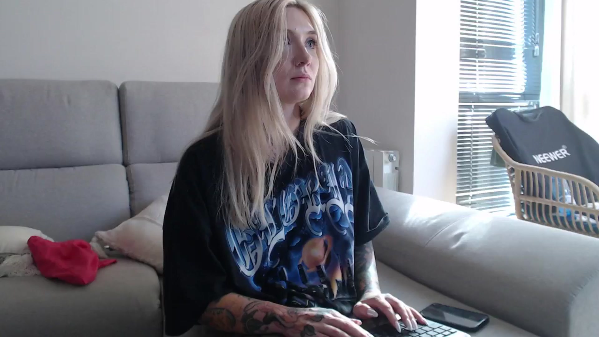 Gallery image thumbnail from Tattoo_bbgirl's myfreecams stream on, 09/02/2025, 16:29 image 19 of 20