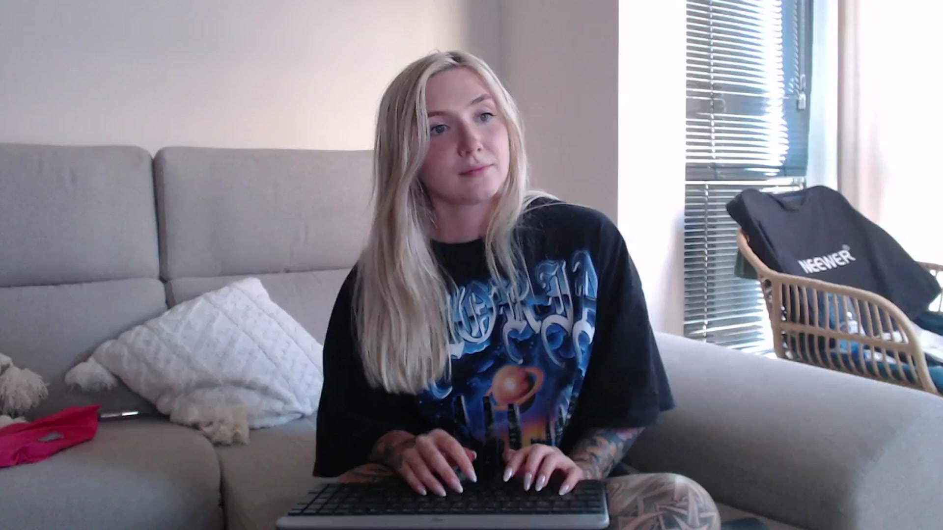 Gallery image thumbnail from Tattoo_bbgirl's myfreecams stream on, 09/02/2025, 17:51 image 7 of 20