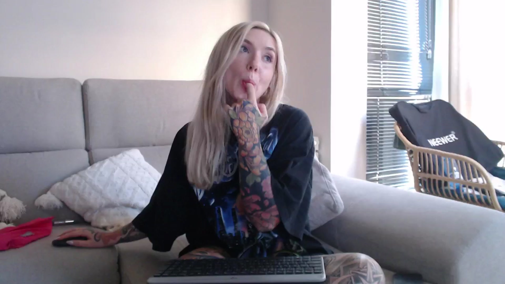 Gallery image thumbnail from Tattoo_bbgirl's myfreecams stream on, 09/02/2025, 17:51 image 5 of 20