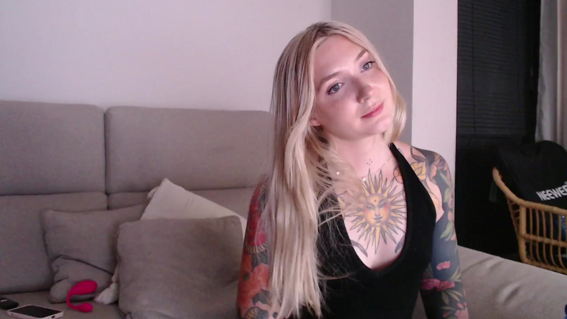 Gallery image thumbnail from Tattoo_bbgirl's myfreecams stream on, 09/04/2025, 20:20 image 12 of 20