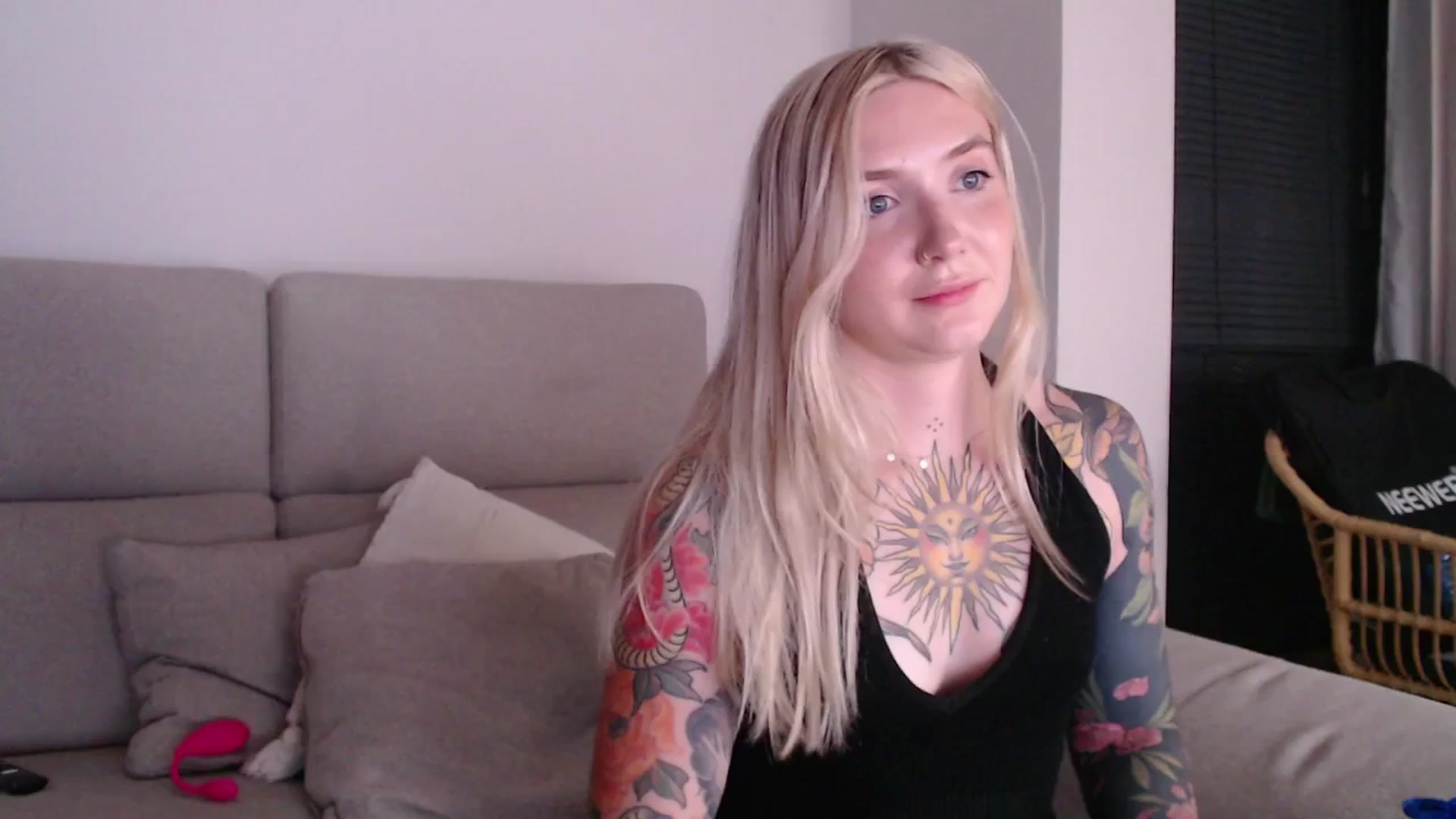 Gallery image thumbnail from Tattoo_bbgirl's myfreecams stream on, 09/04/2025, 20:20 image 15 of 20