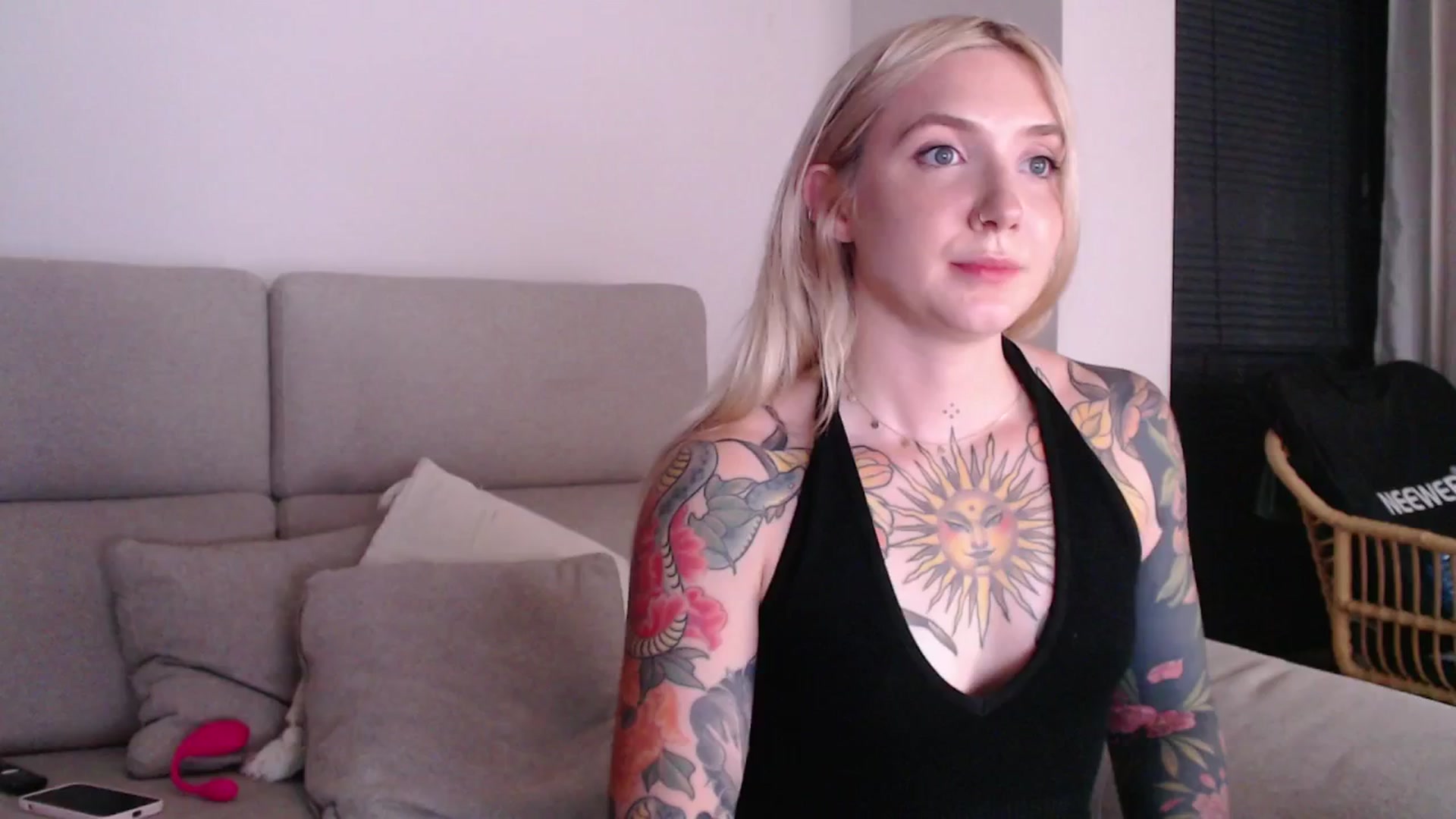 Gallery image thumbnail from Tattoo_bbgirl's myfreecams stream on, 09/04/2025, 20:20 image 11 of 20