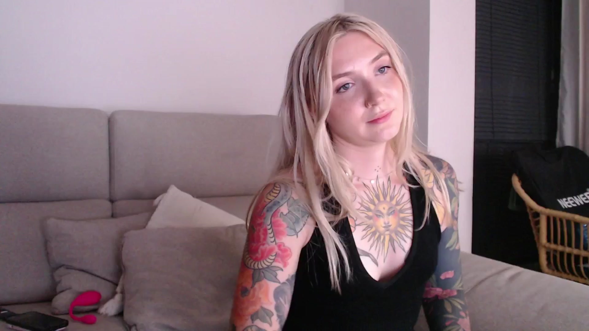 Gallery image thumbnail from Tattoo_bbgirl's myfreecams stream on, 09/04/2025, 20:20 image 2 of 20