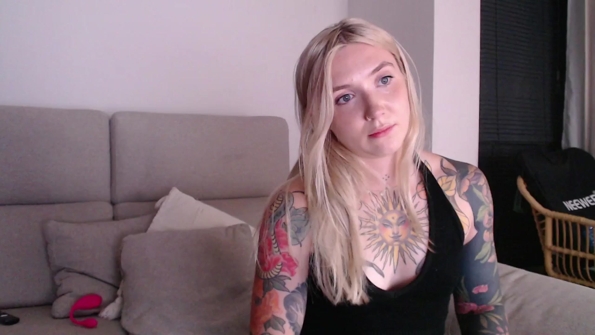 Gallery image thumbnail from Tattoo_bbgirl's myfreecams stream on, 09/04/2025, 20:20 image 18 of 20