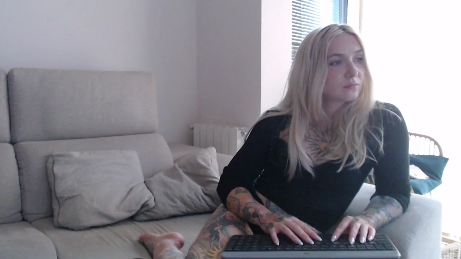Gallery image thumbnail from Tattoo_bbgirl's myfreecams stream on, 09/07/2025, 18:02 image 9 of 20