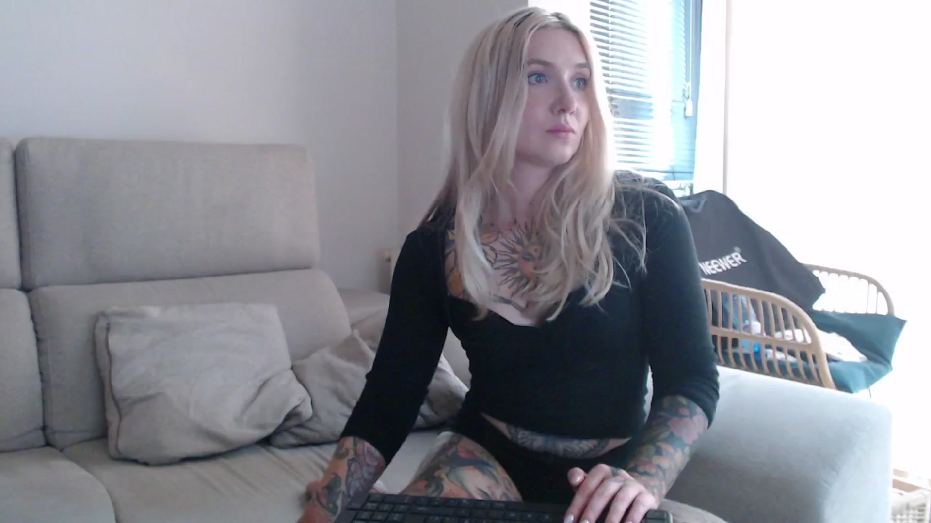 Gallery image thumbnail from Tattoo_bbgirl's myfreecams stream on, 09/07/2025, 18:02 image 8 of 20