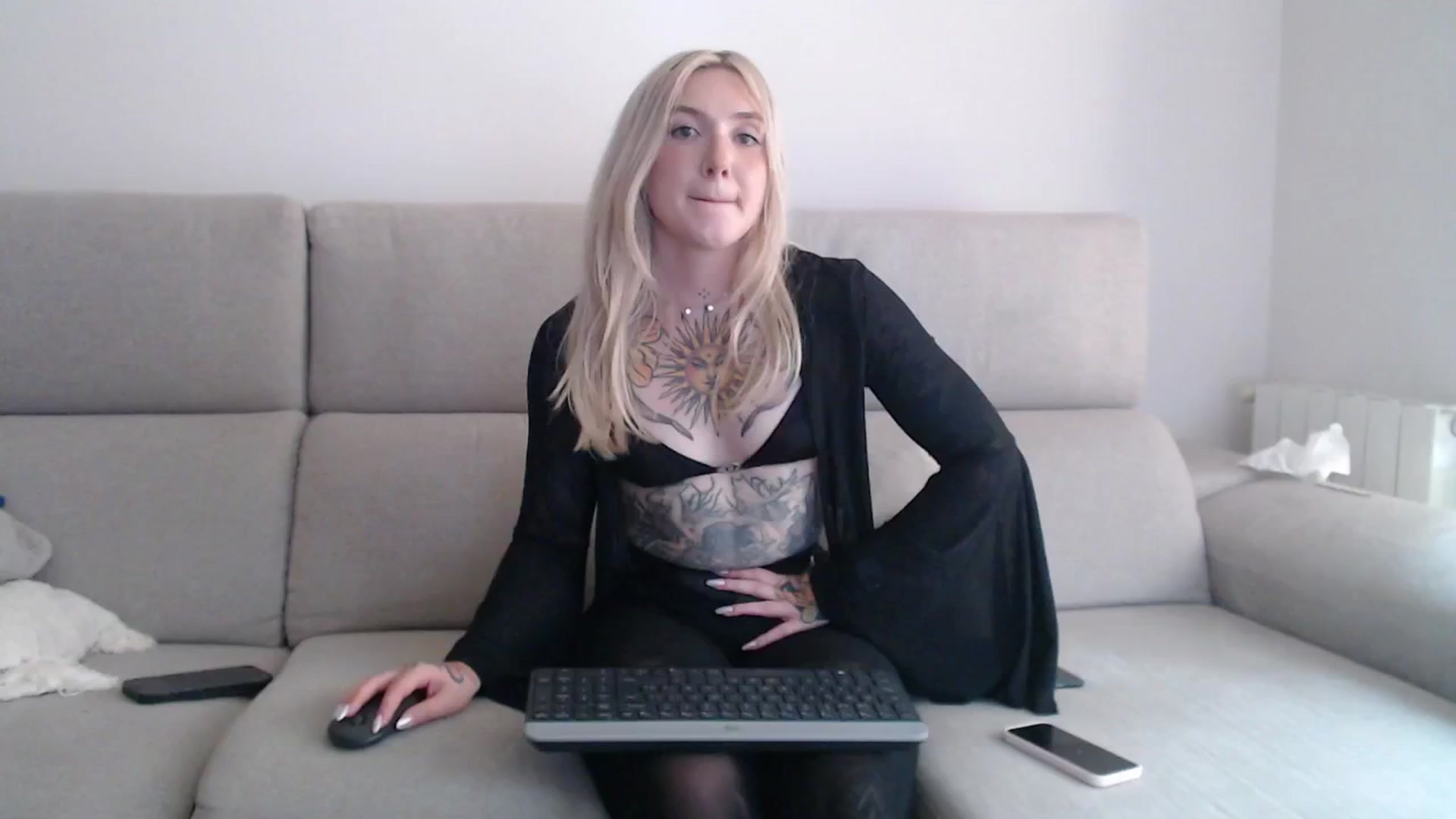 Gallery image thumbnail from Tattoo_bbgirl's myfreecams stream on, 09/08/2025, 17:15 image 7 of 20