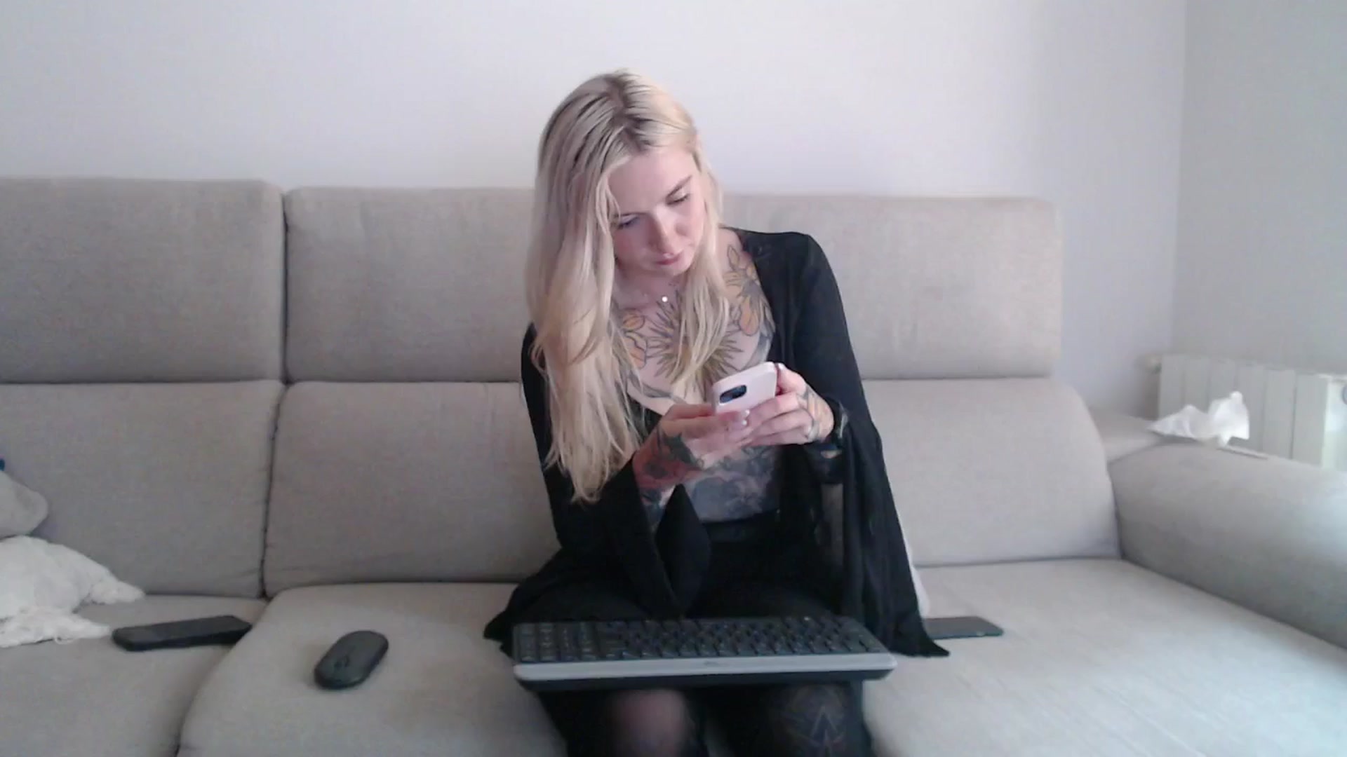 Gallery image thumbnail from Tattoo_bbgirl's myfreecams stream on, 09/08/2025, 17:15 image 11 of 20