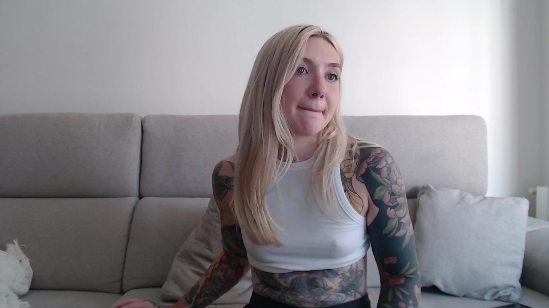 Gallery image thumbnail from Tattoo_bbgirl's myfreecams stream on, 09/09/2025, 15:28 image 8 of 20