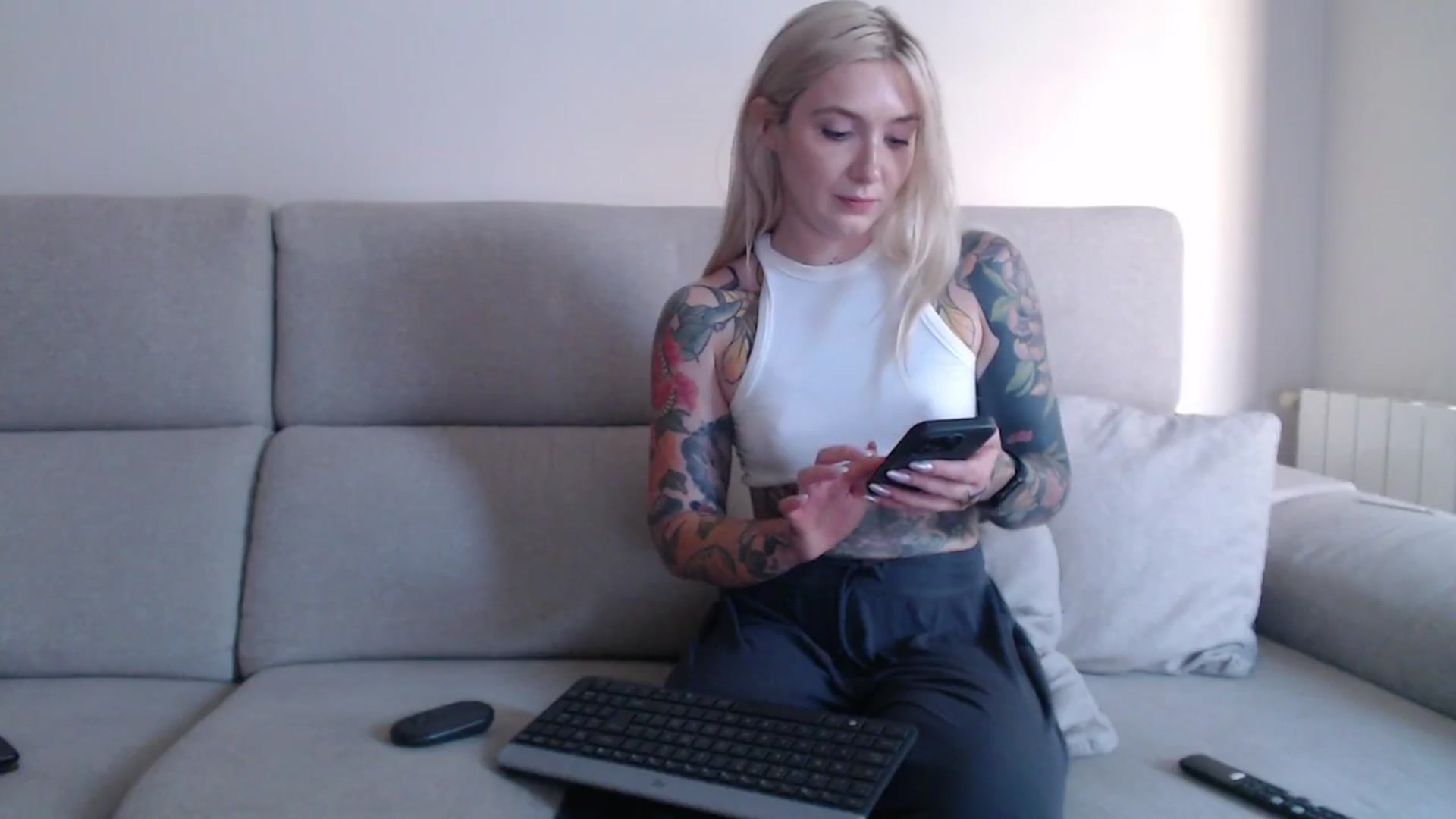 Gallery image thumbnail from Tattoo_bbgirl's myfreecams stream on, 09/09/2025, 17:28 image 16 of 20