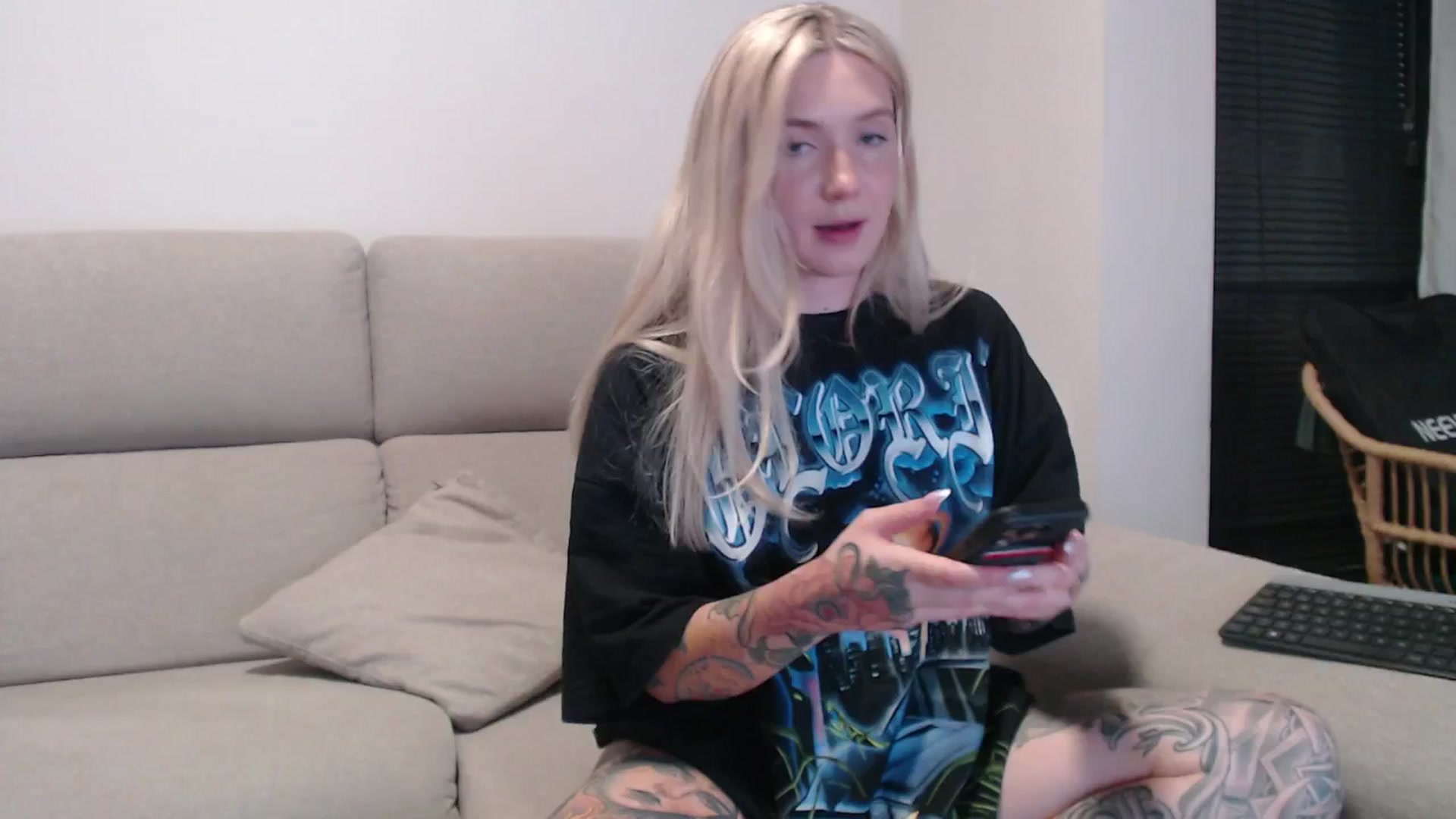 Gallery image thumbnail from Tattoo_bbgirl's myfreecams stream on, 09/11/2025, 20:06 image 6 of 20