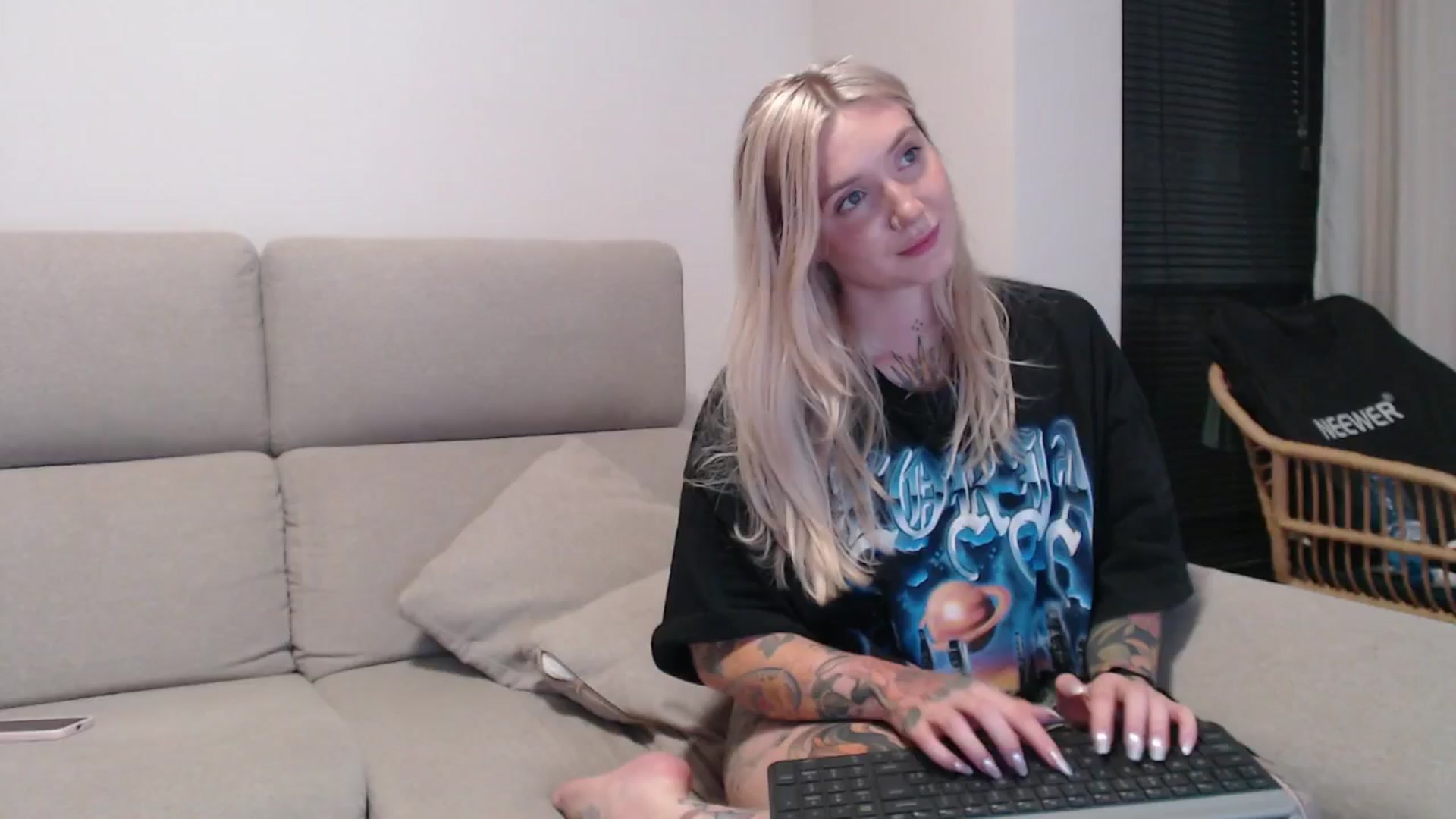 Gallery image thumbnail from Tattoo_bbgirl's myfreecams stream on, 09/11/2025, 21:42 image 9 of 20