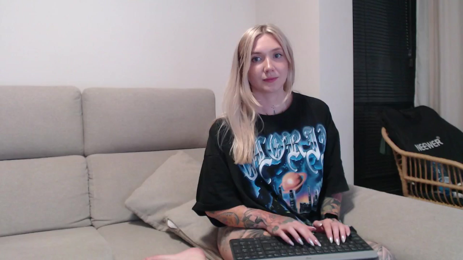 Gallery image thumbnail from Tattoo_bbgirl's myfreecams stream on, 09/11/2025, 21:42 image 2 of 20