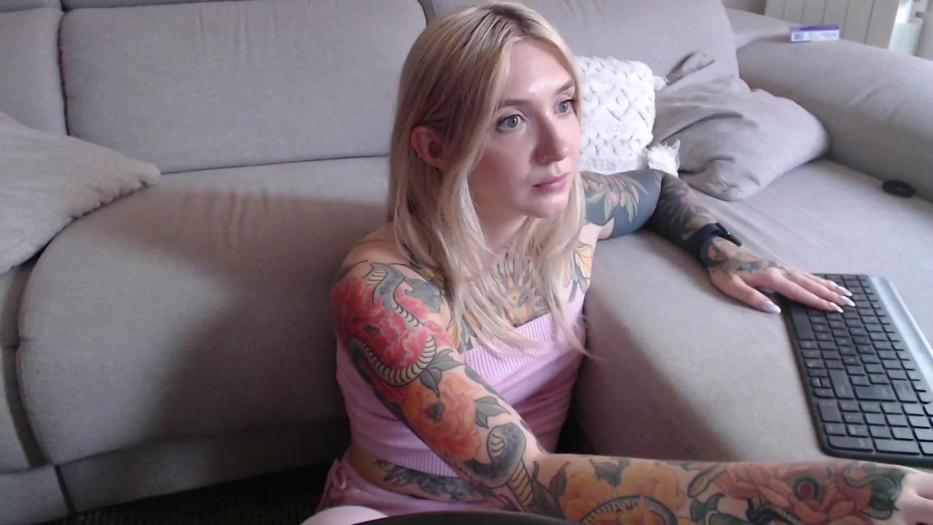 Gallery image thumbnail from Tattoo_bbgirl's myfreecams stream on, 09/12/2025, 18:08 image 15 of 20