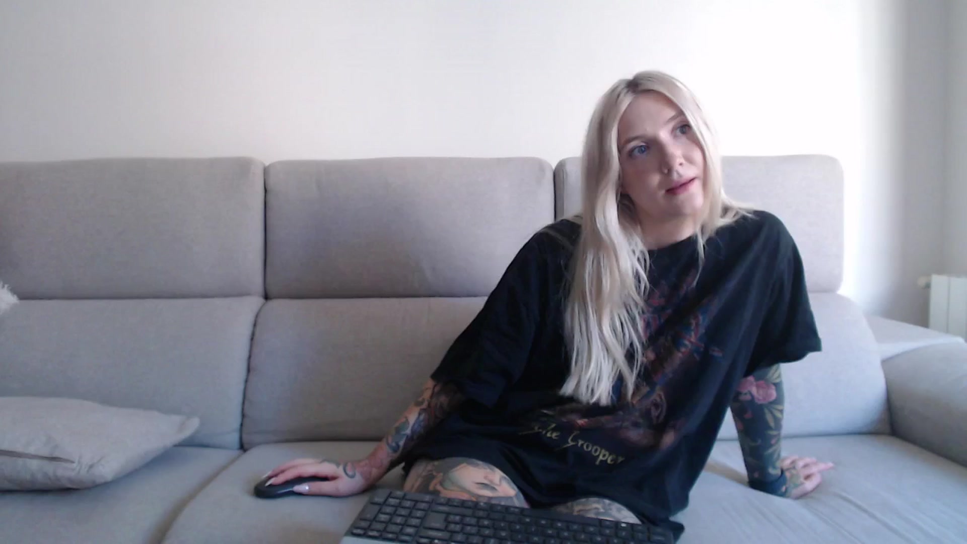 Gallery image thumbnail from Tattoo_bbgirl's myfreecams stream on, 09/14/2025, 12:08 image 14 of 20