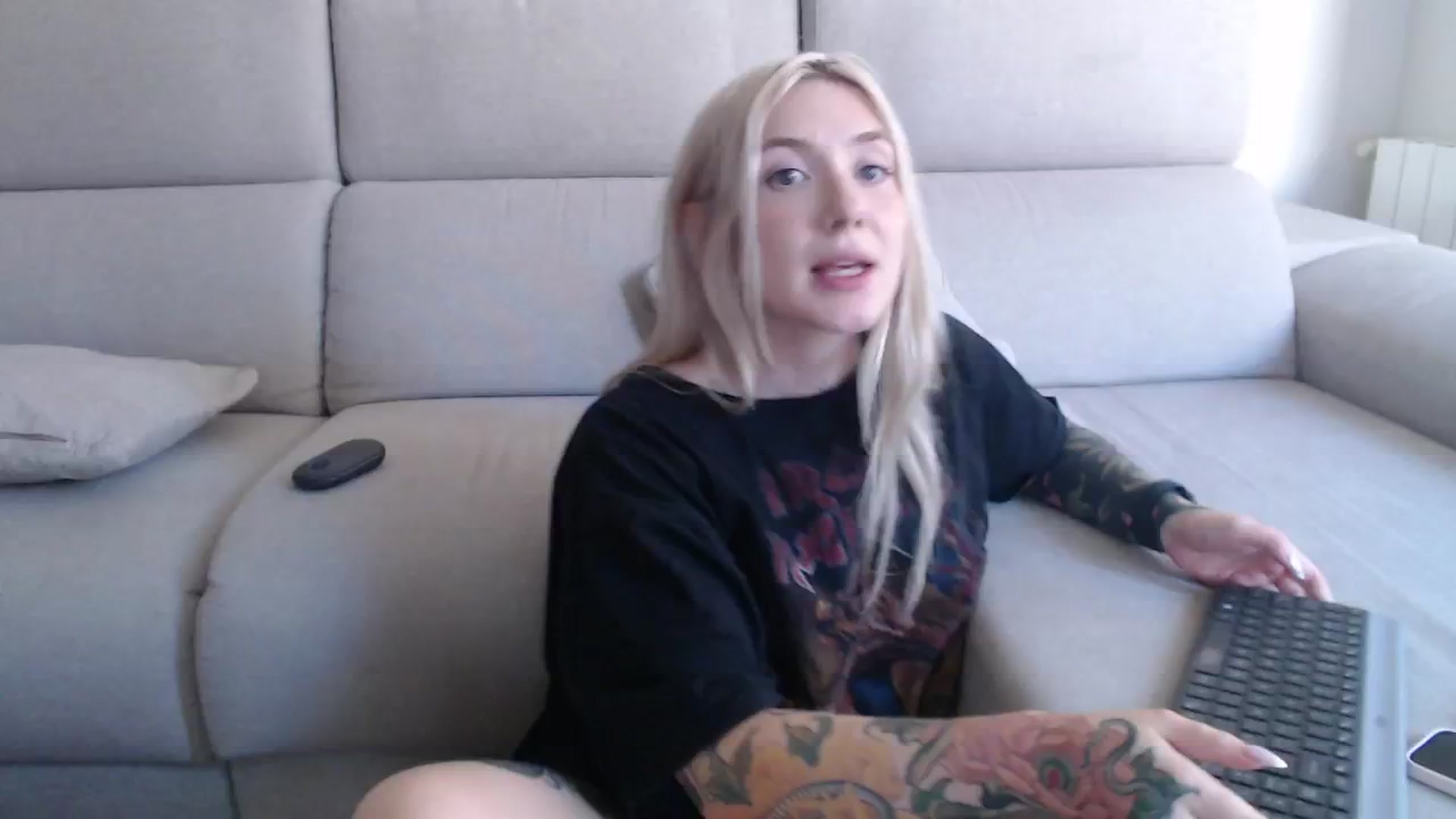 Gallery image thumbnail from Tattoo_bbgirl's myfreecams stream on, 09/14/2025, 12:58 image 14 of 20