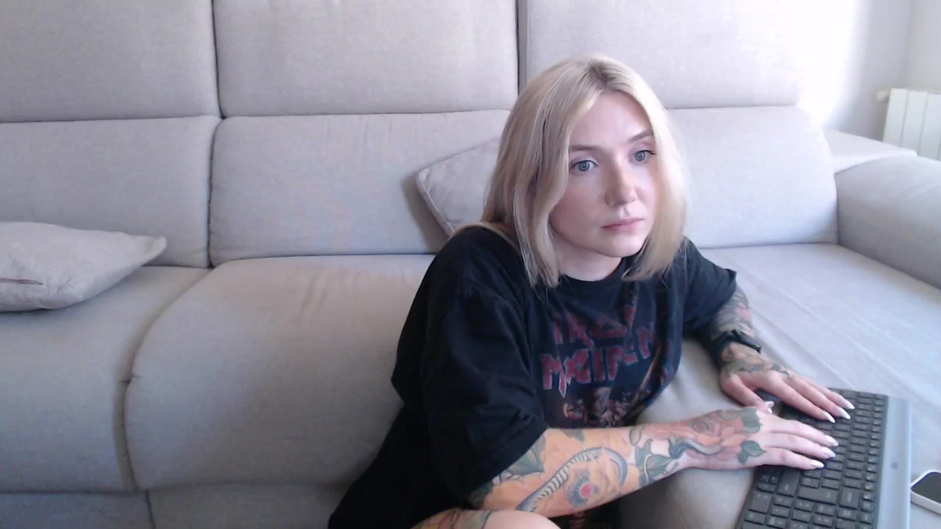 Gallery image thumbnail from Tattoo_bbgirl's myfreecams stream on, 09/14/2025, 12:58 image 17 of 20