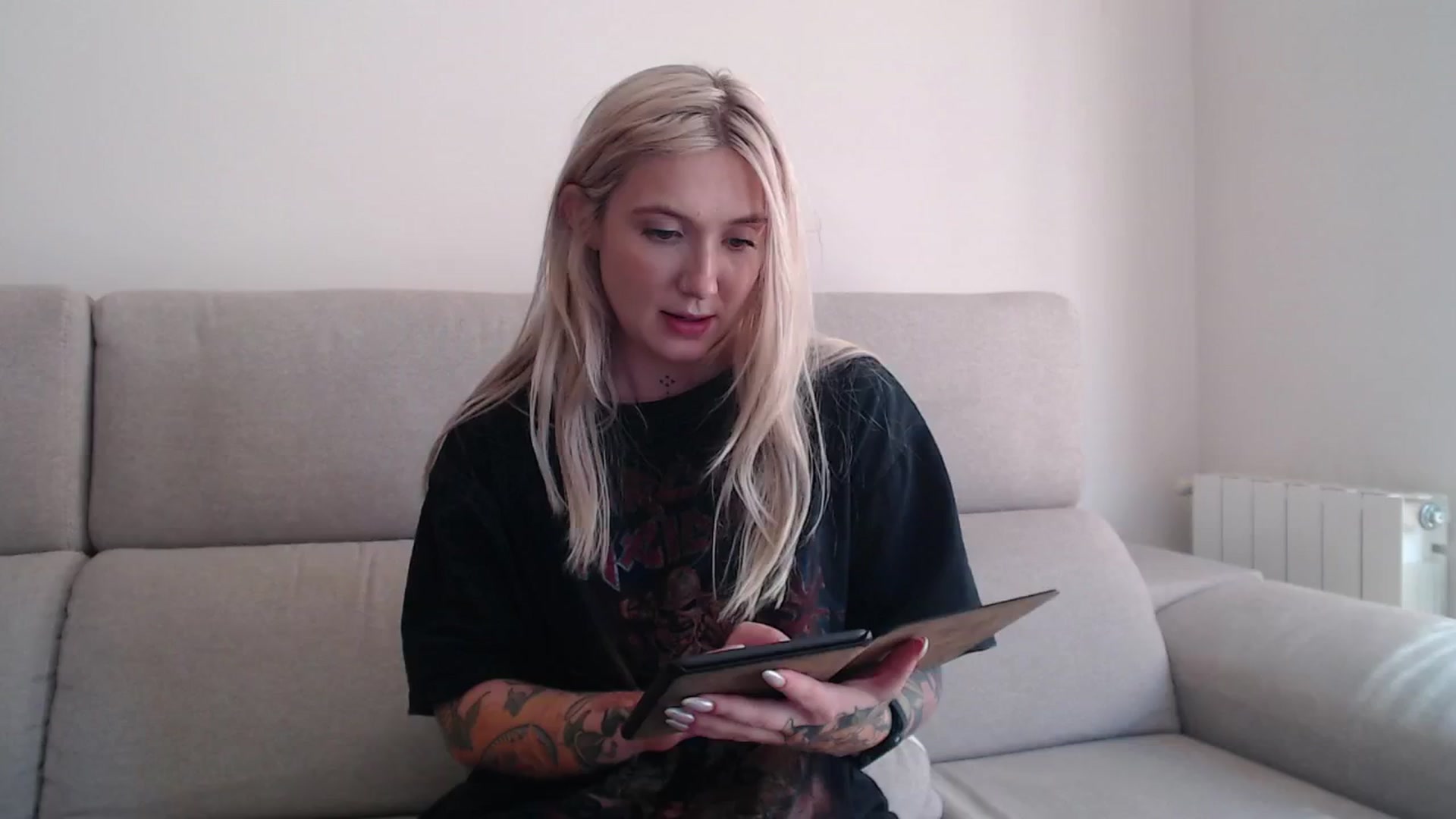 Gallery image thumbnail from Tattoo_bbgirl's myfreecams stream on, 09/14/2025, 16:13 image 3 of 20
