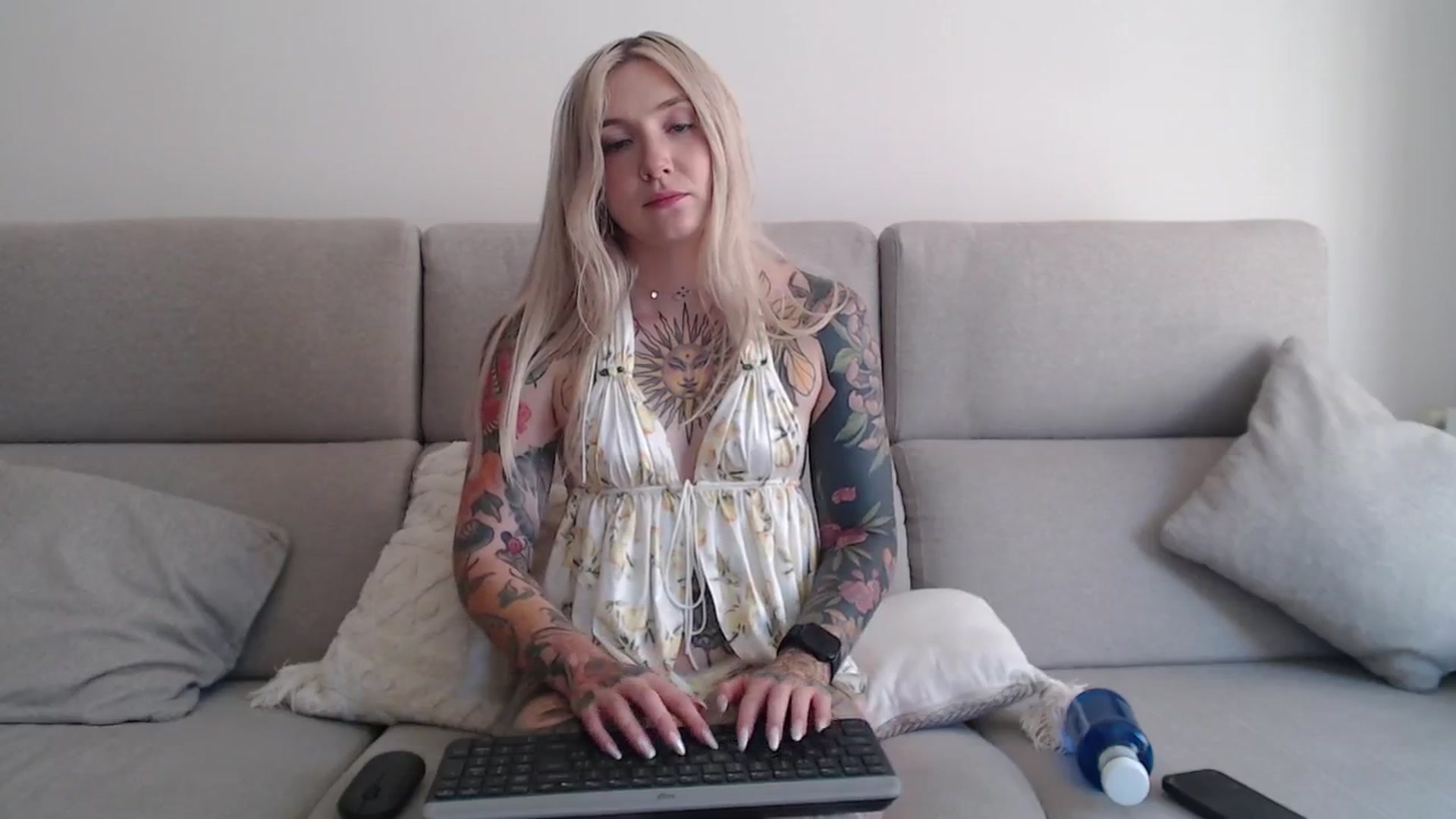 Gallery image thumbnail from Tattoo_bbgirl's myfreecams stream on, 09/15/2025, 15:15 image 14 of 20