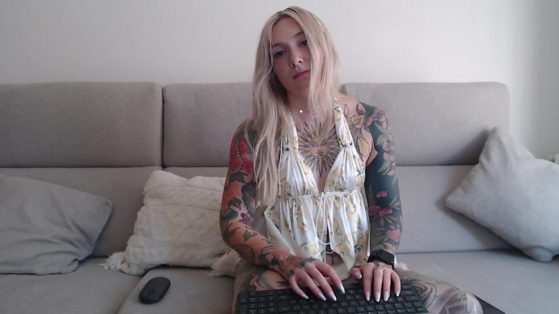 Gallery image thumbnail from Tattoo_bbgirl's myfreecams stream on, 09/15/2025, 15:15 image 3 of 20