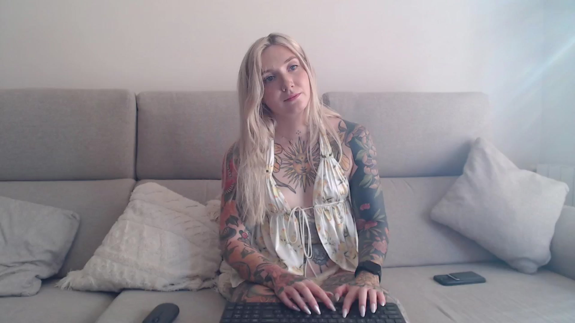 Gallery image thumbnail from Tattoo_bbgirl's myfreecams stream on, 09/15/2025, 16:41 image 17 of 20