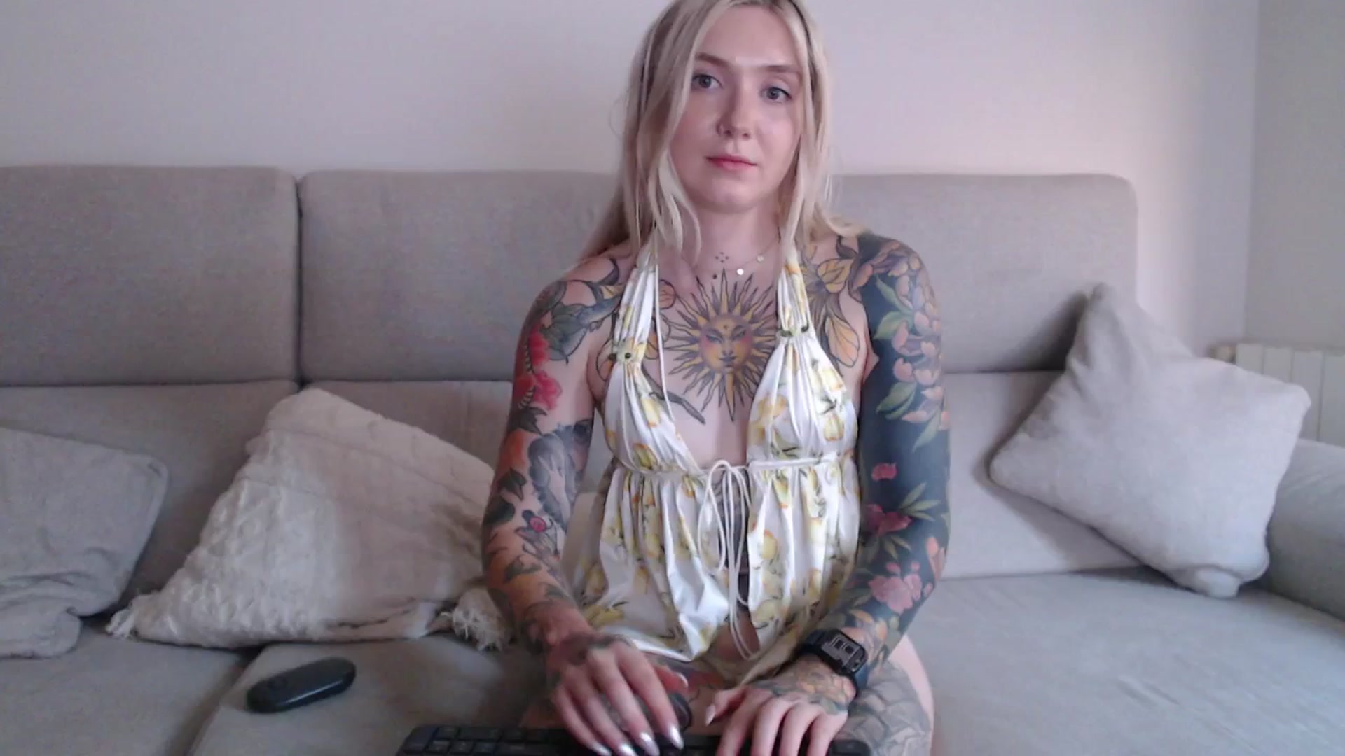 Gallery image thumbnail from Tattoo_bbgirl's myfreecams stream on, 09/15/2025, 18:00 image 11 of 20
